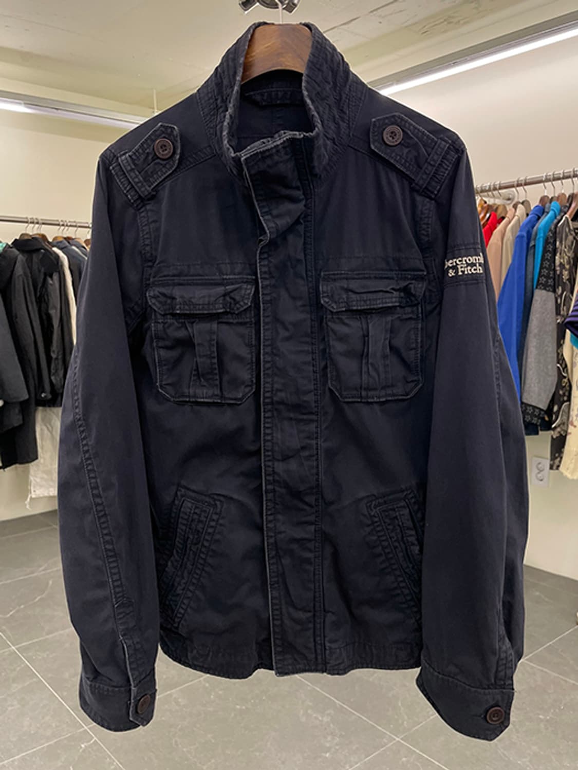 ABERCROMBIE & FITCH (M) 상품이미지1