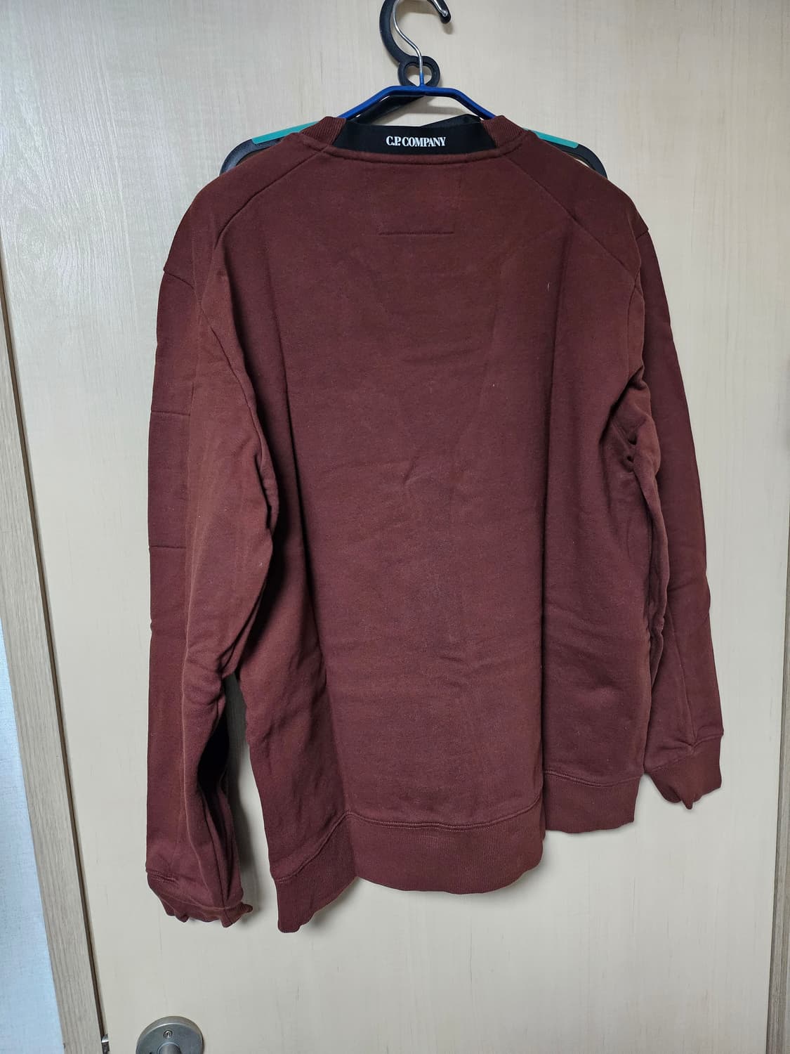 Cp컴퍼니 맨투맨 브라운 상품이미지4