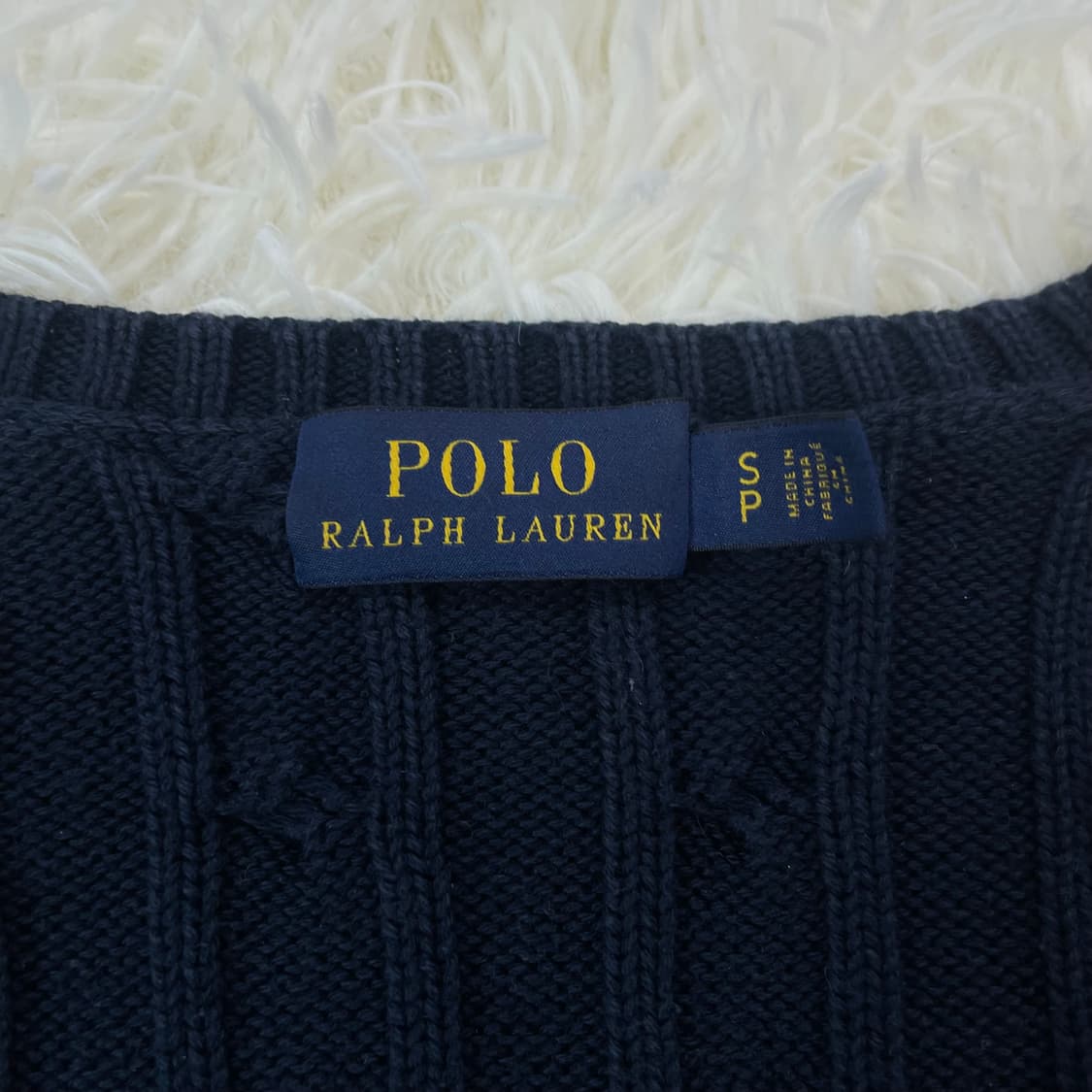 폴로 랄프로렌 포니 로고 브이넥 케이블 니트 네이비 상품이미지4