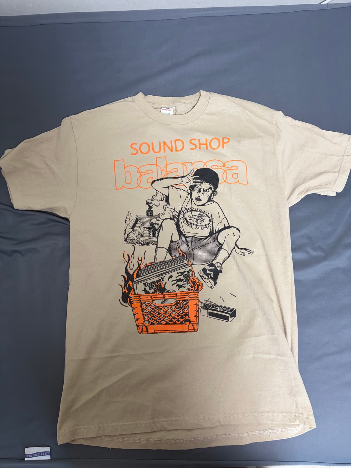 발란사 반팔 L 상품이미지1