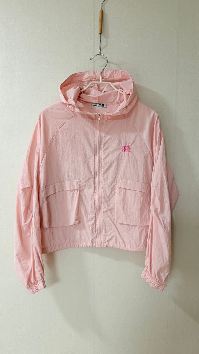 새상품) 미우미우 로고 핑크 후디 바람막이 자켓 점퍼 55-66 상품이미지1