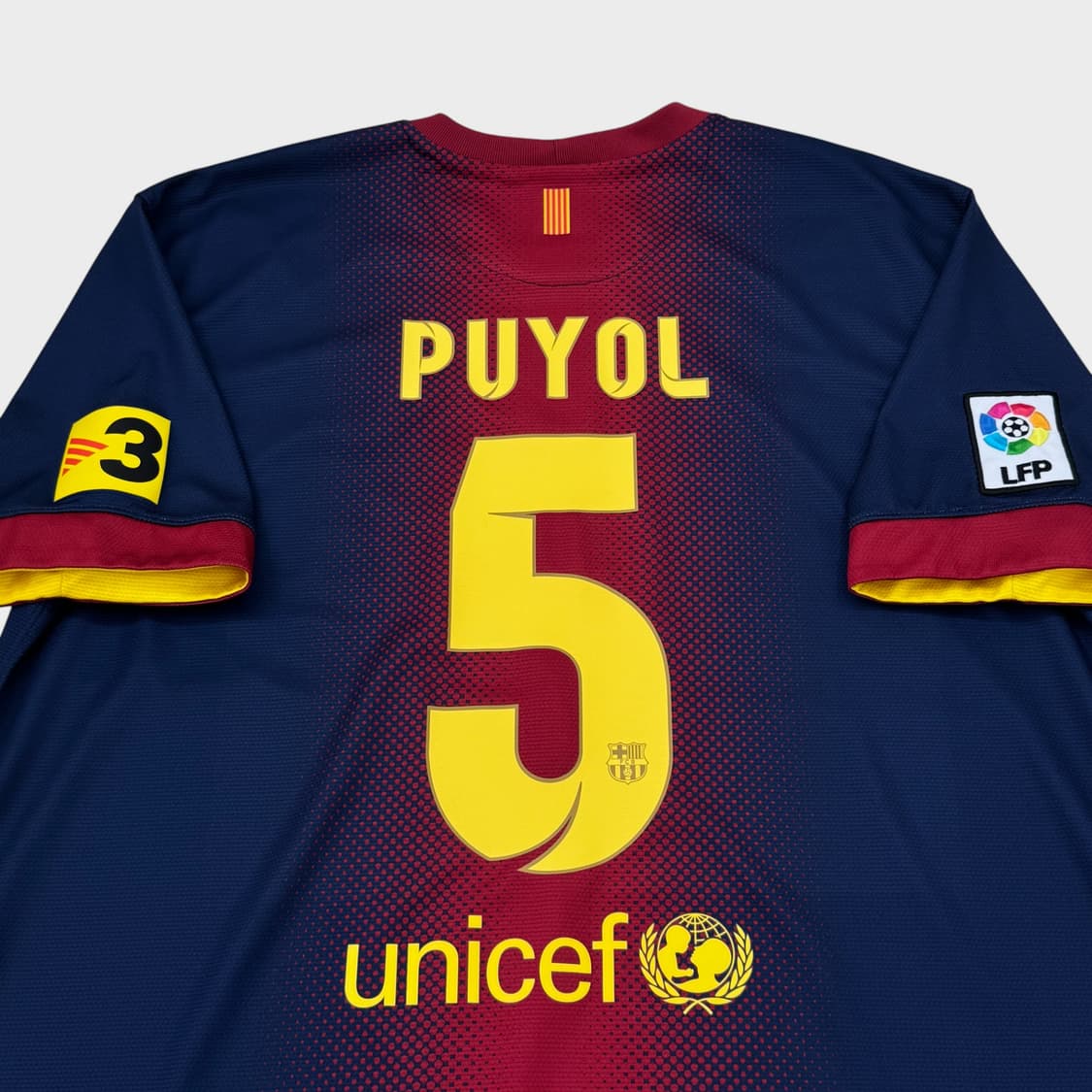 12-13 바르셀로나 홈 No.5 카를레스 푸욜 상품이미지7