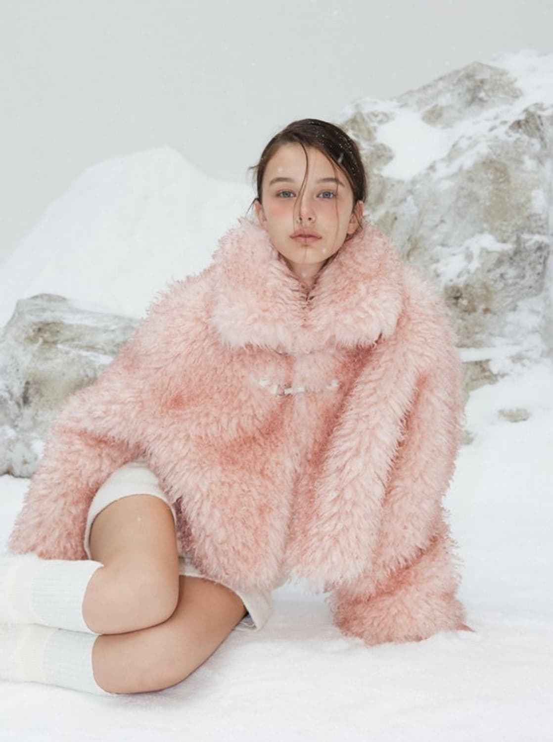 [새상품] 더티스 핑크 크롭 퍼 자켓 thetis 상품이미지1