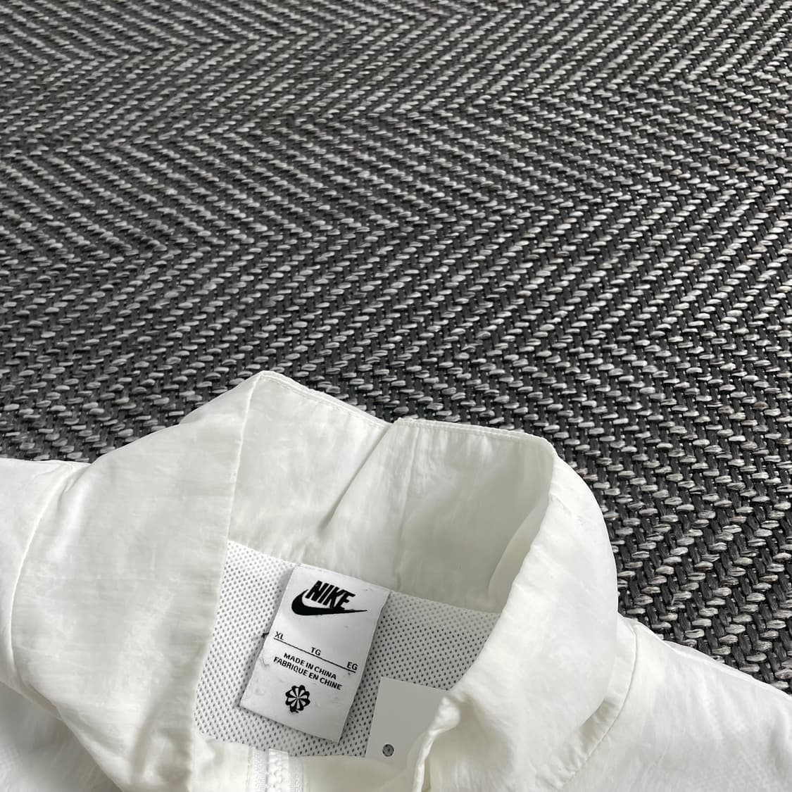 나이키 신형 빅스우시 나일론 박시핏 바람막이o 3912 상품이미지5