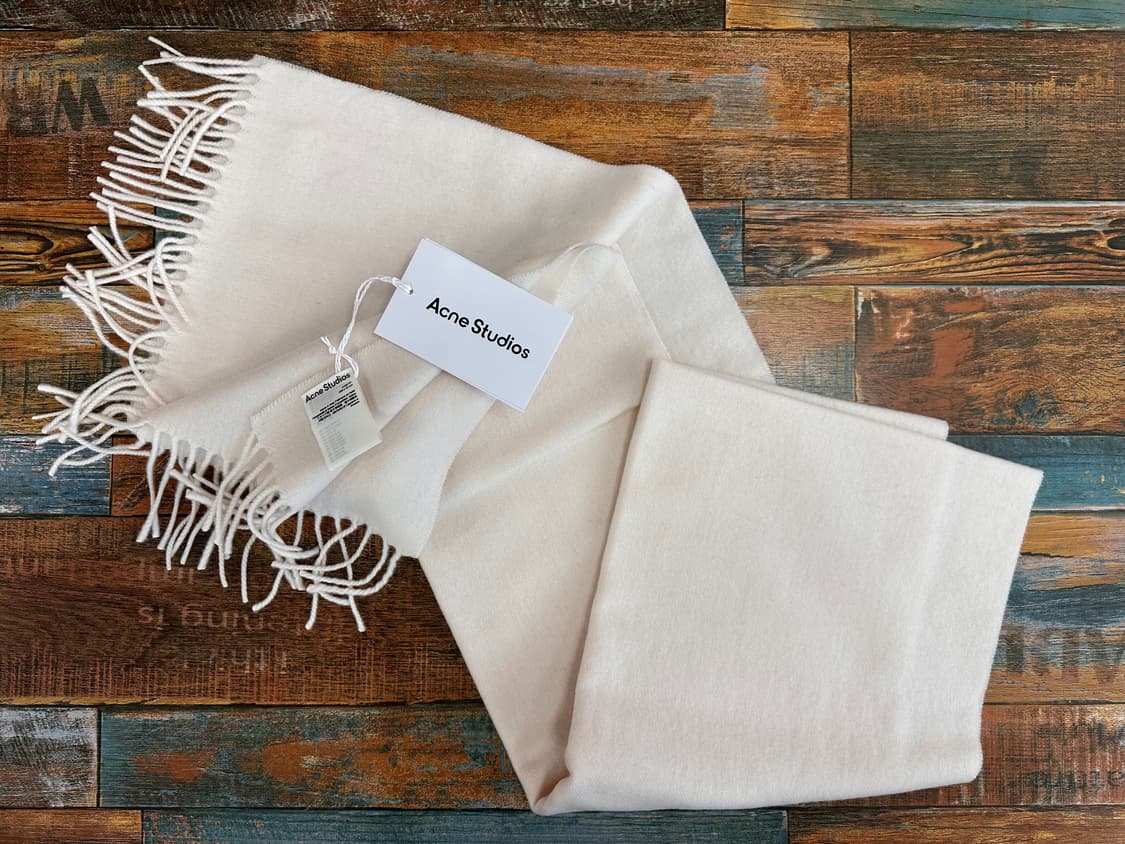 (OS)아크네스튜디오 23FW 울 머플러 웜화이트 새상품 상품이미지2