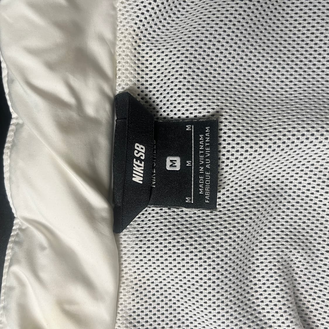 나이키 반집업 바람막이 상품이미지5