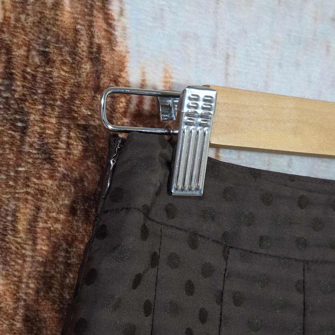 브라운 모리걸 도트 프릴 플리츠 미디스커트 상품이미지5