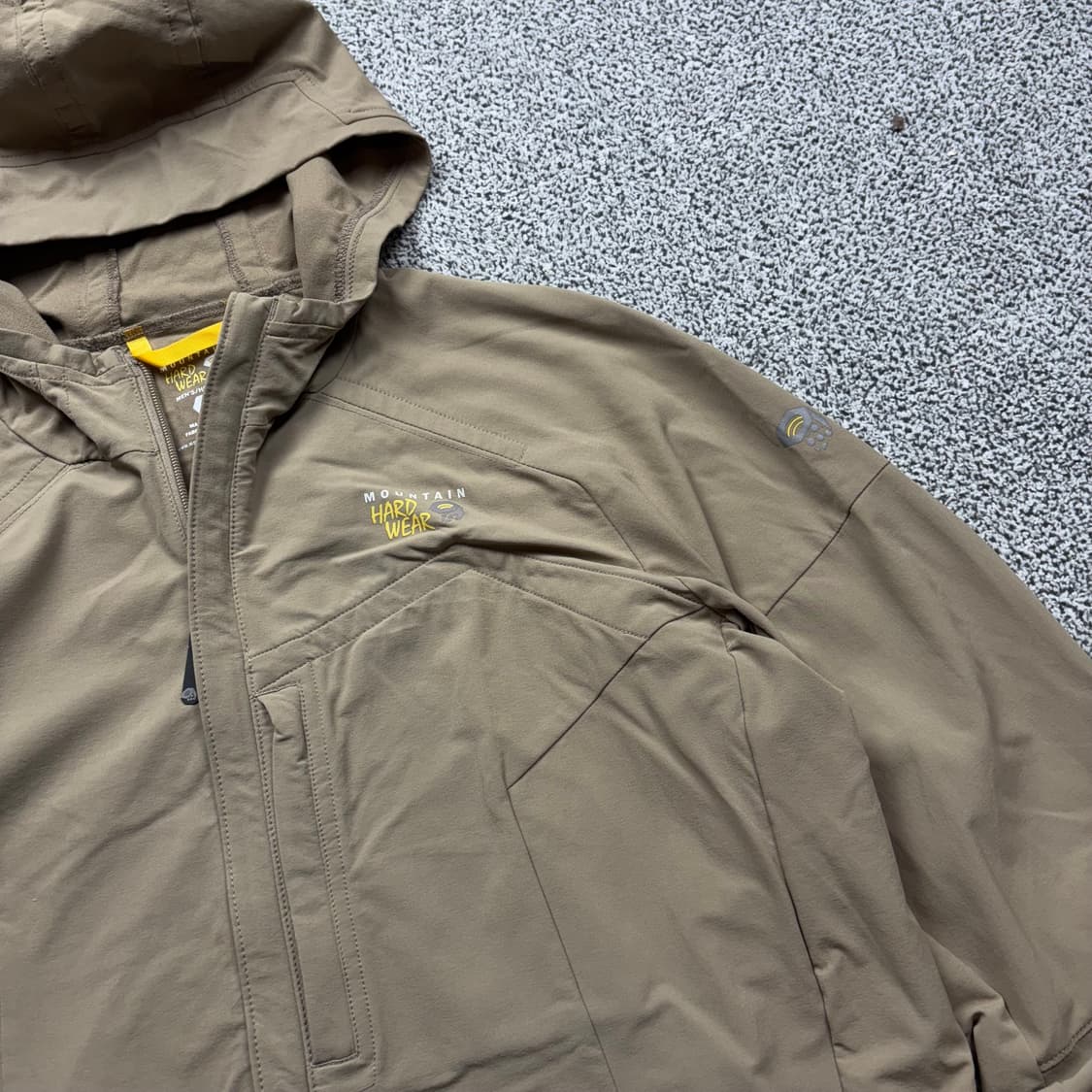 마운틴하드웨어 나일론 마운틴 자켓 상품이미지2
