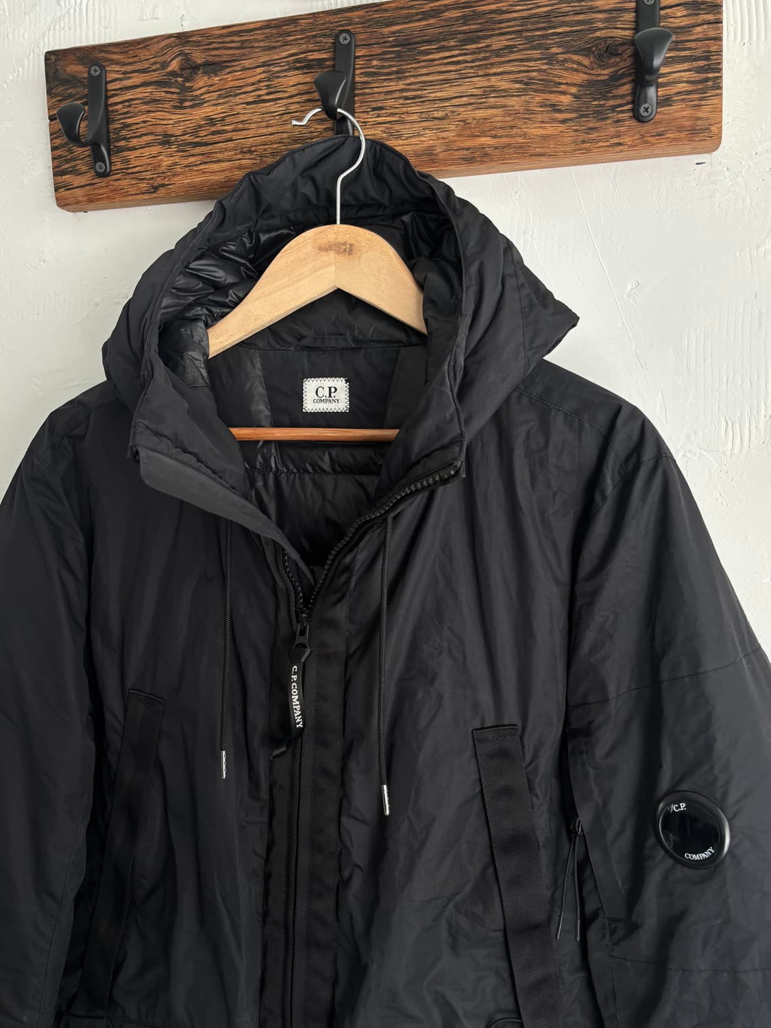 C.P. Company CP 컴퍼니 마이크로 M 렌즈 다운 패딩 상품이미지2