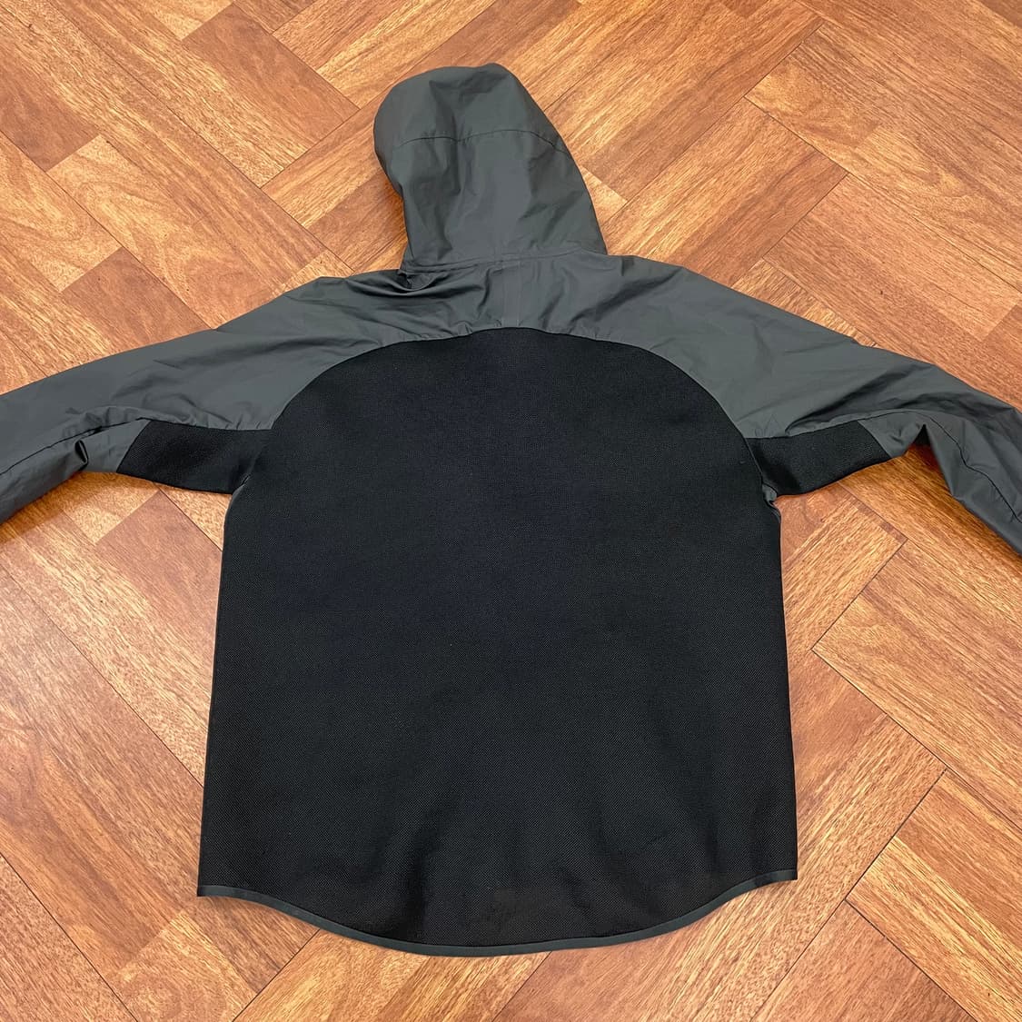 나이키 하이퍼메쉬 윈드러너 바람막이 상품이미지4