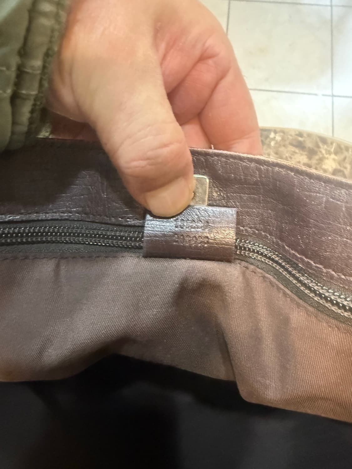 정품 구찌 GG 쇼퍼백 팝니다 상품이미지9