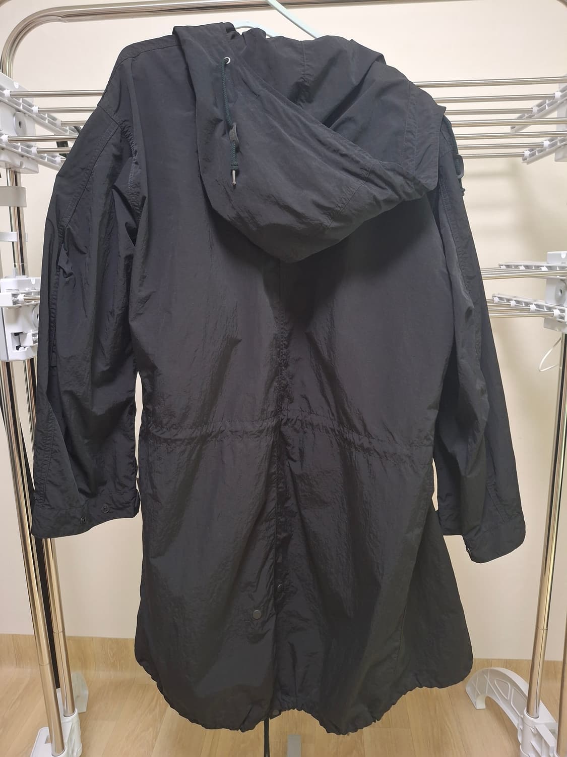 유니클로 U 블랙 피쉬테일 파카 L 상품이미지5