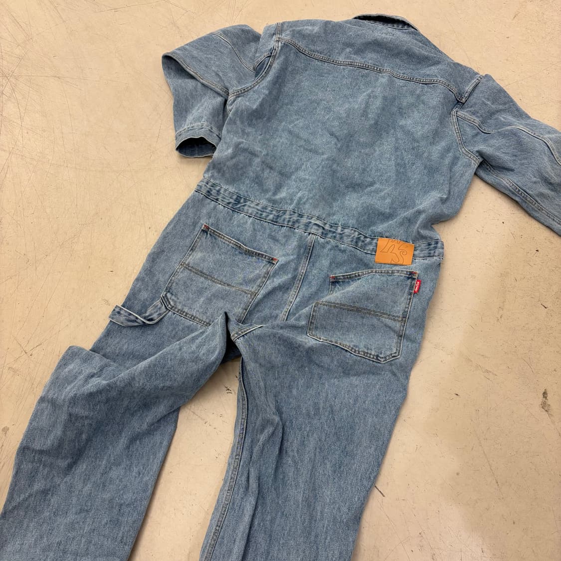 위캔더스 데님 켈로그 점프슈트 상품이미지3