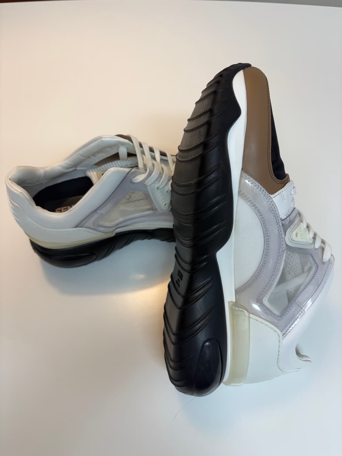 펜디 FF로고 메쉬믹스 오버솔 스니커즈 상품이미지6