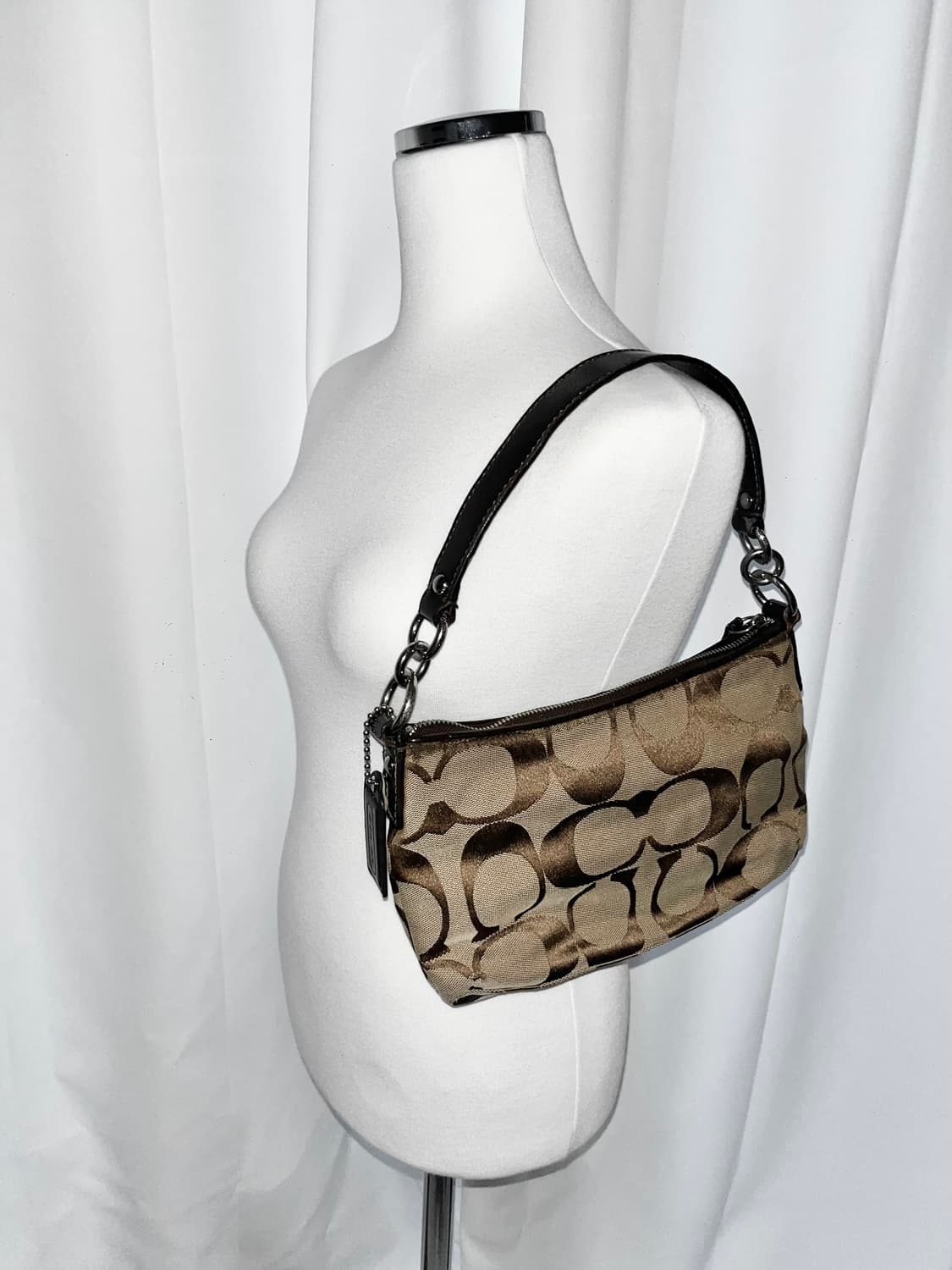 코치 숄더백 상품이미지5