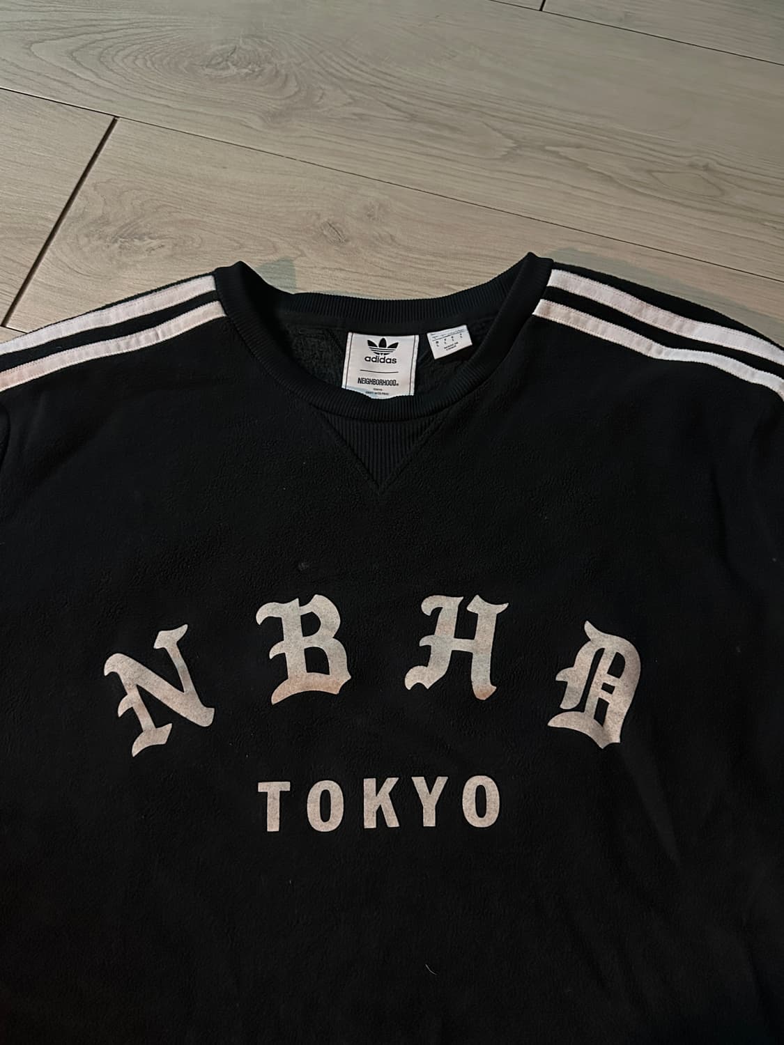 네이버후드 x 아디다스 맨투맨 스웻셔츠 상품이미지4