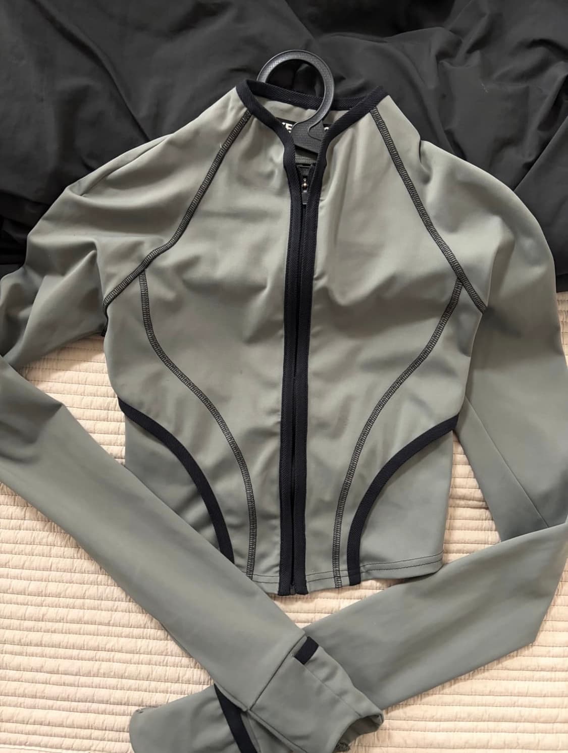 혜인서 집업 1 상품이미지1