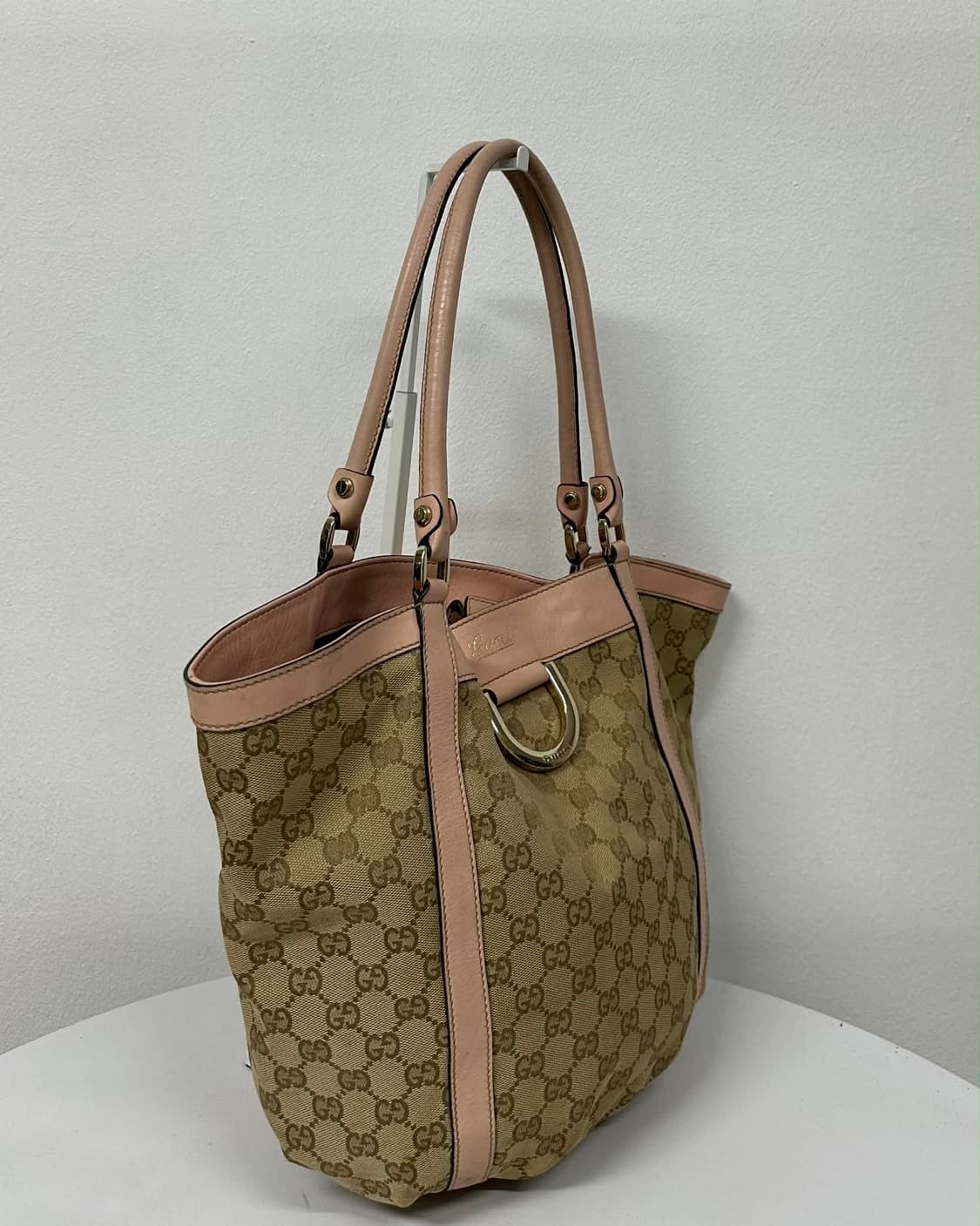 구찌 GG 캔버스 핑크 D링 버킷 쇼퍼 토트백 상품이미지4