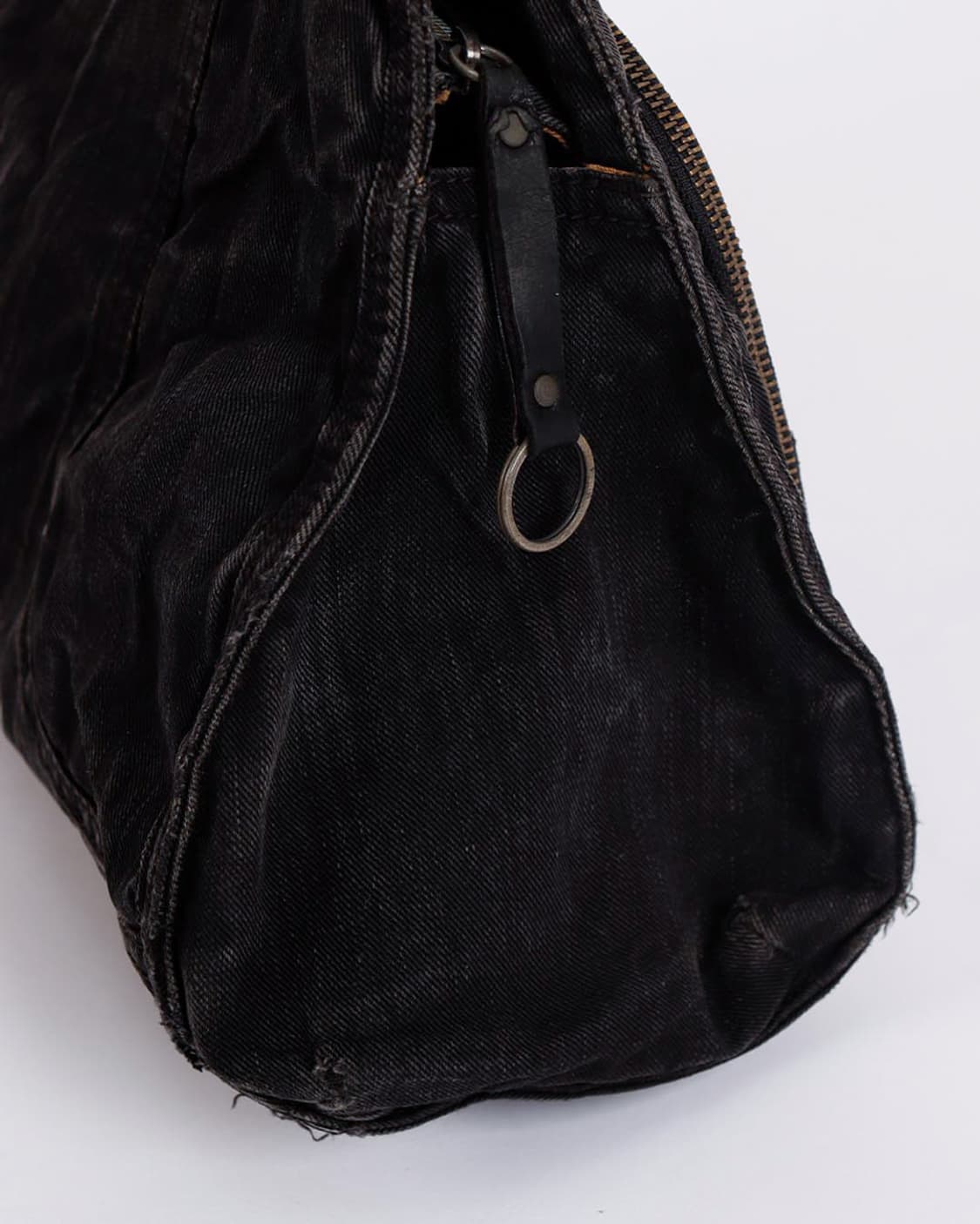 [DIESEL] 워시드 블랙 데님 숄더 백 상품이미지6