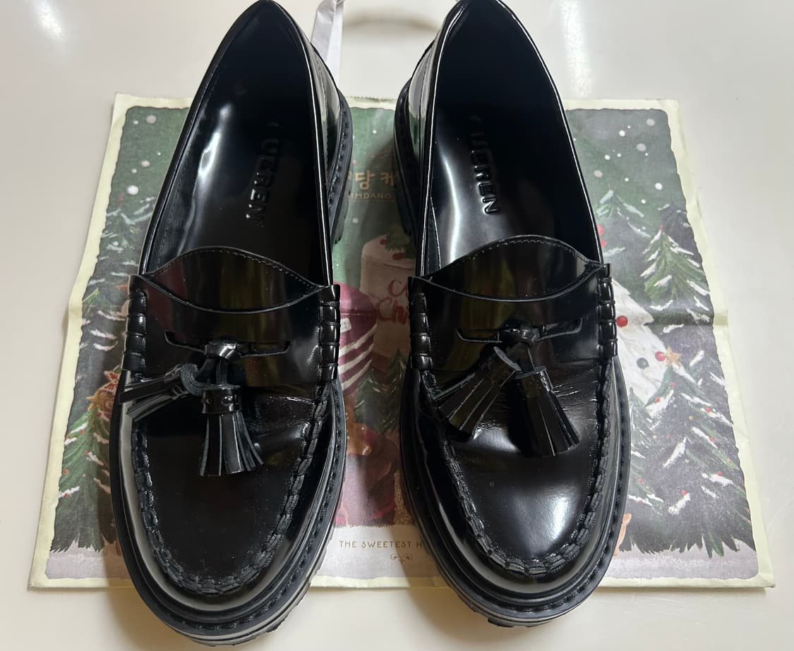 쿠에른 태슬로퍼(235) 상품이미지1