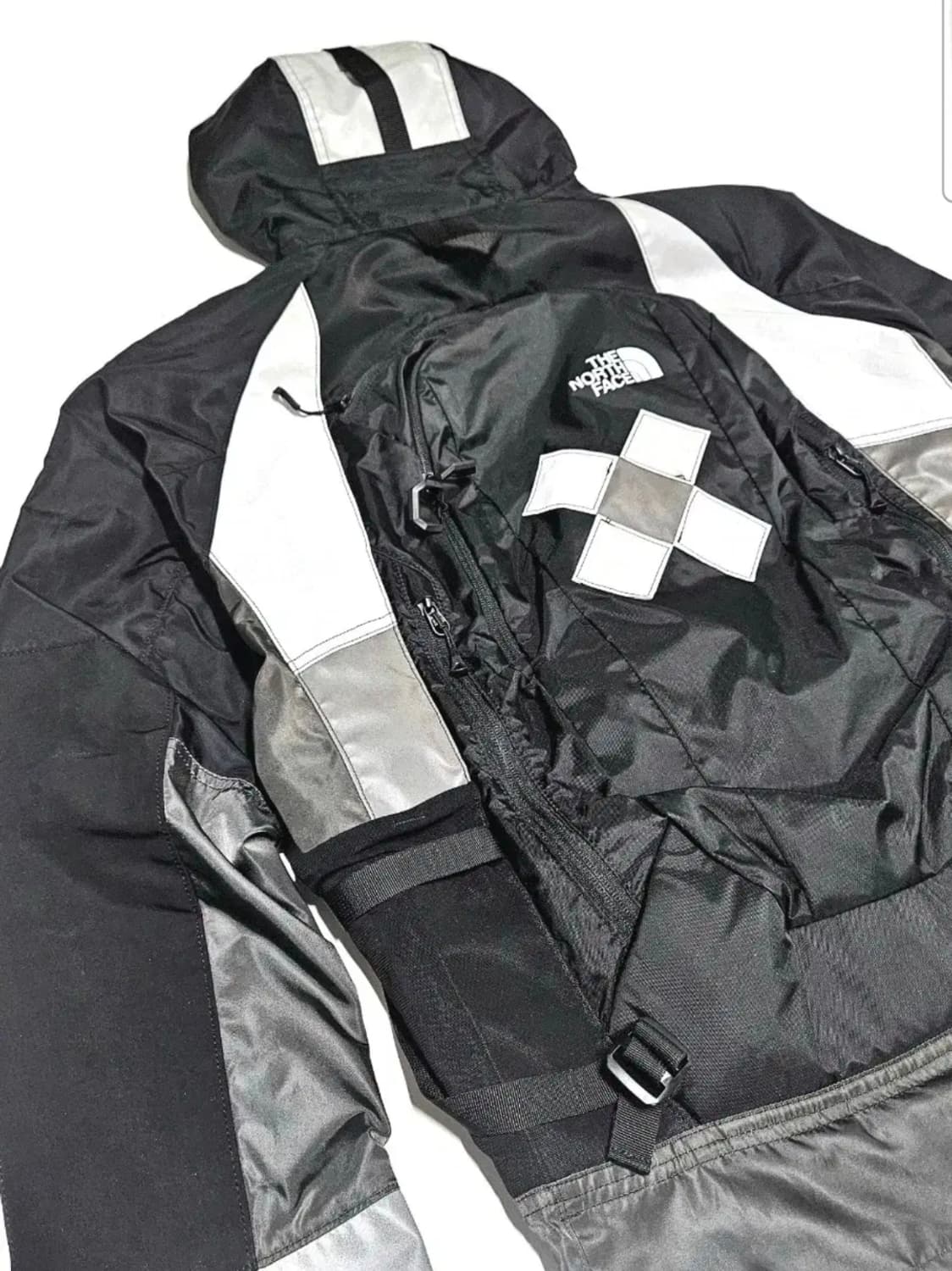 준야 와타나베 노스페이스 카리모어 백팩 자켓 상품이미지8