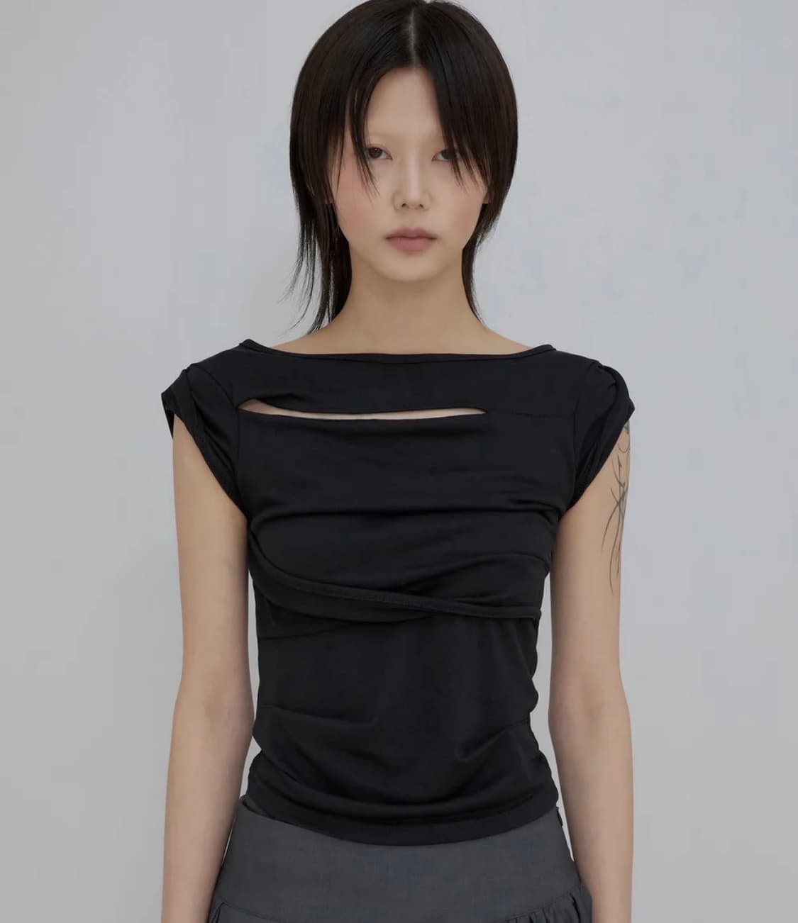 플레어업 드레이프 롤업 티셔츠 블랙 (새상품) 상품이미지1