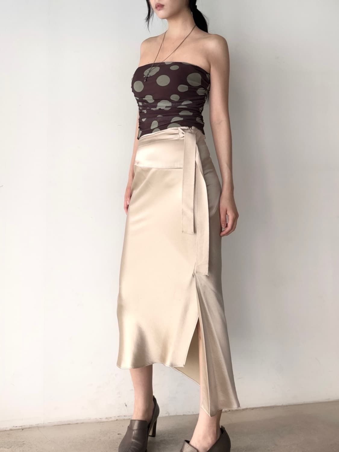 Dot tencel tube top / green & brown 상품이미지6