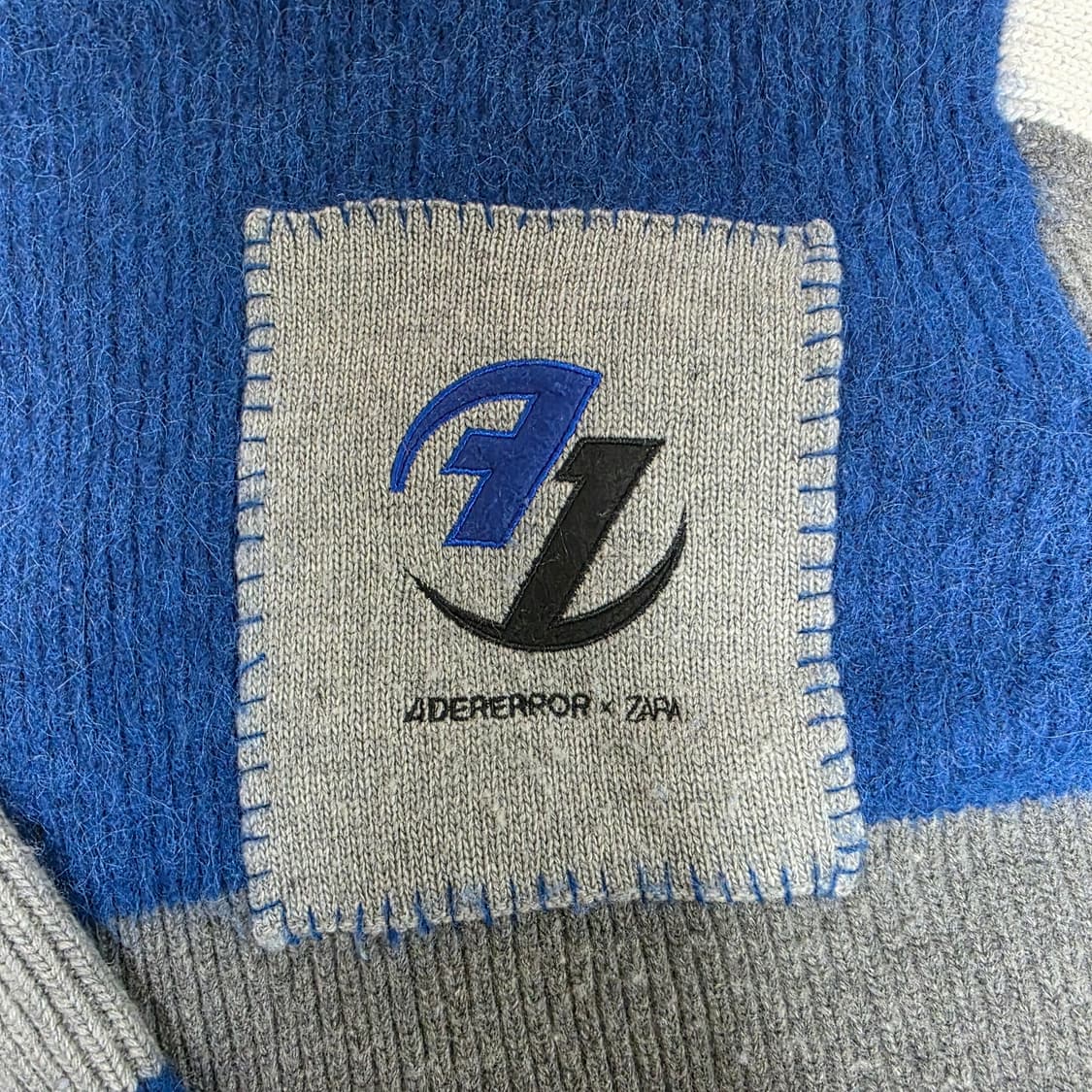 자라 x 아더에러 콜라보 니트 스웨터입니다. 패치워크 상품이미지4