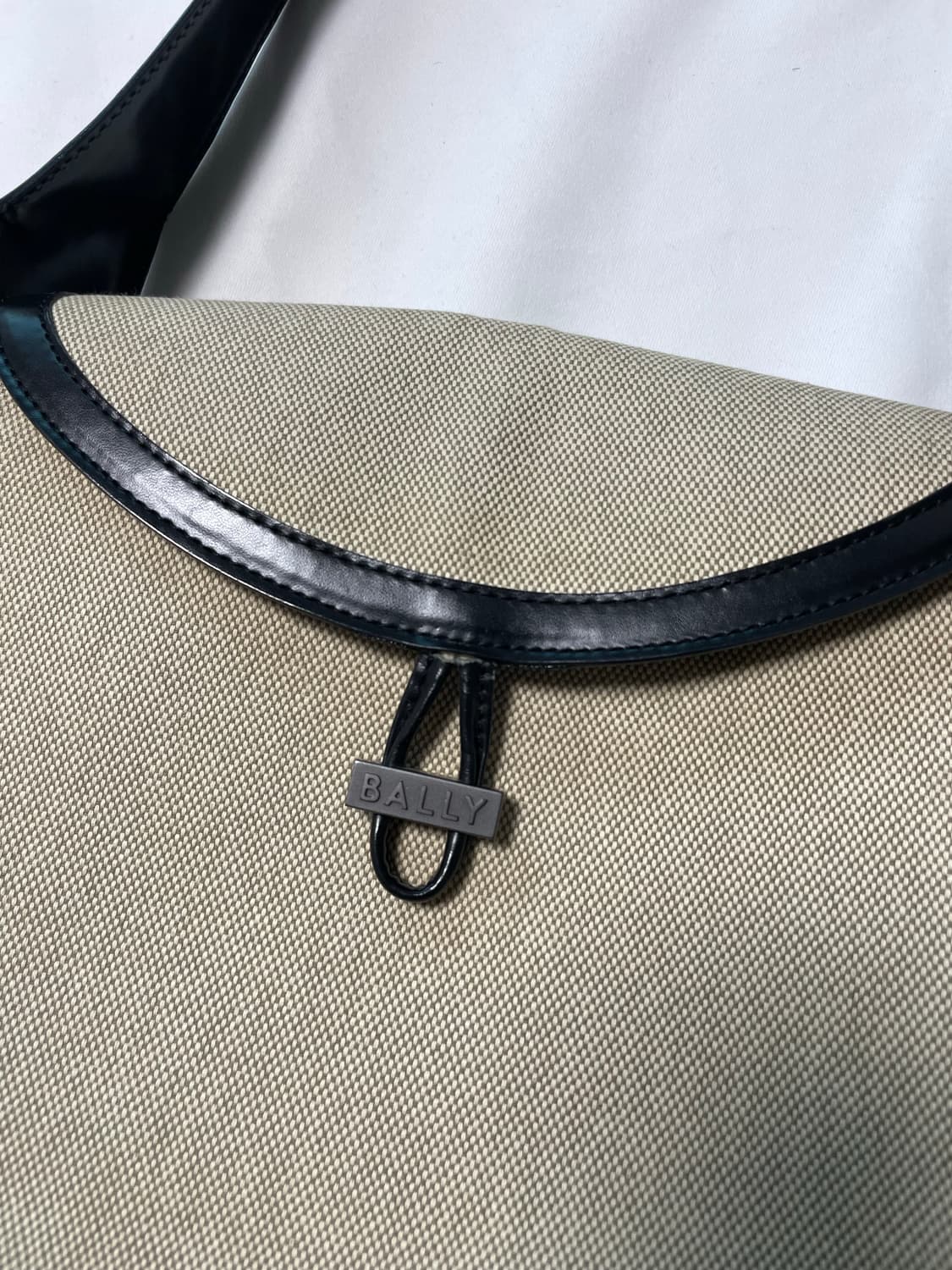 00‘s bally 캔버스 레더 숄더백 상품이미지3
