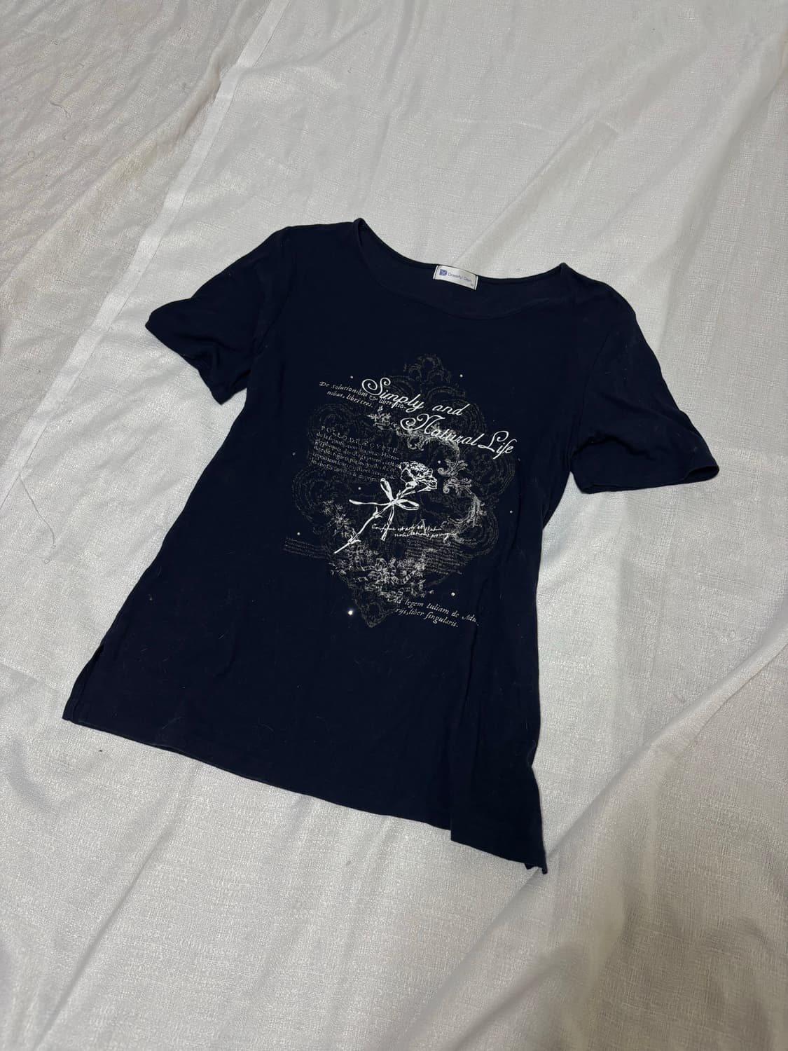 “Unknown” 00’s Gothic Print Tee 상품이미지2