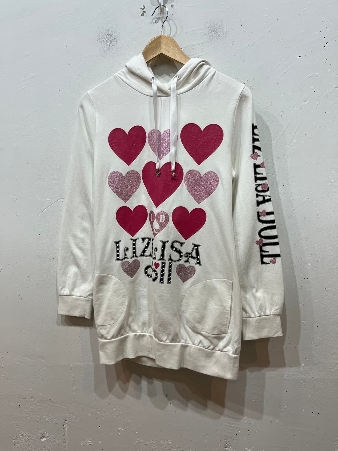 리즈리사 하트 후드티 상품이미지1