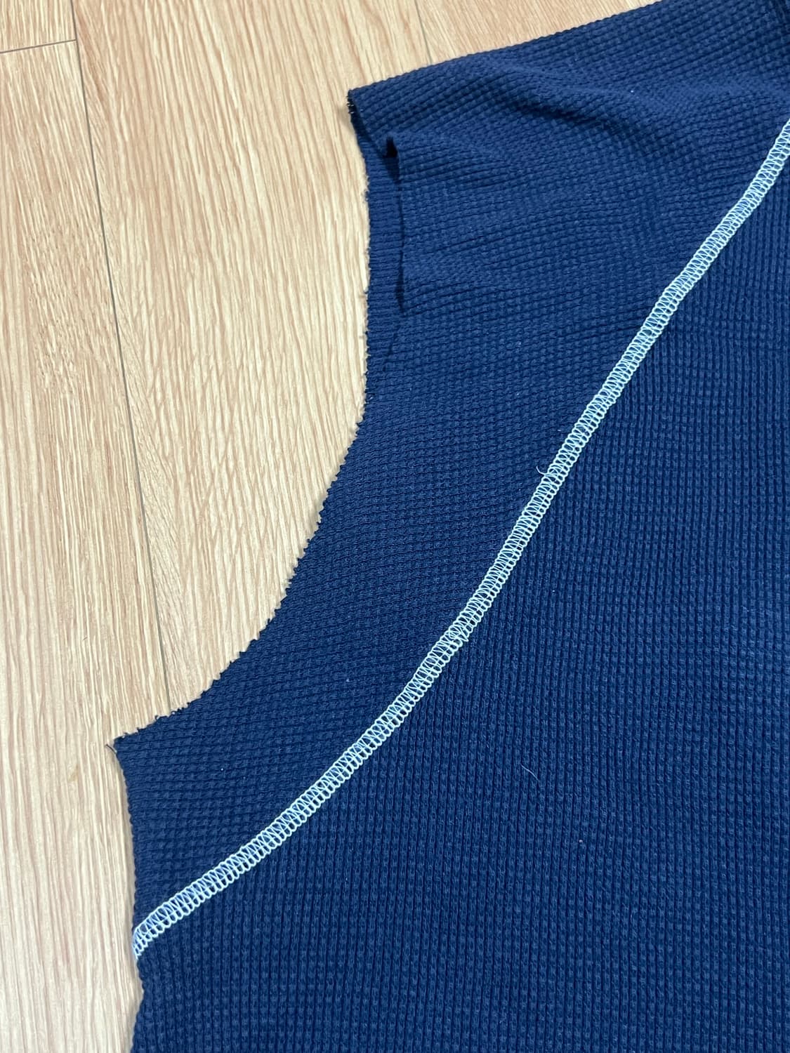 푸시버튼 큐빅 슬리브리스 코튼탑 상품이미지5