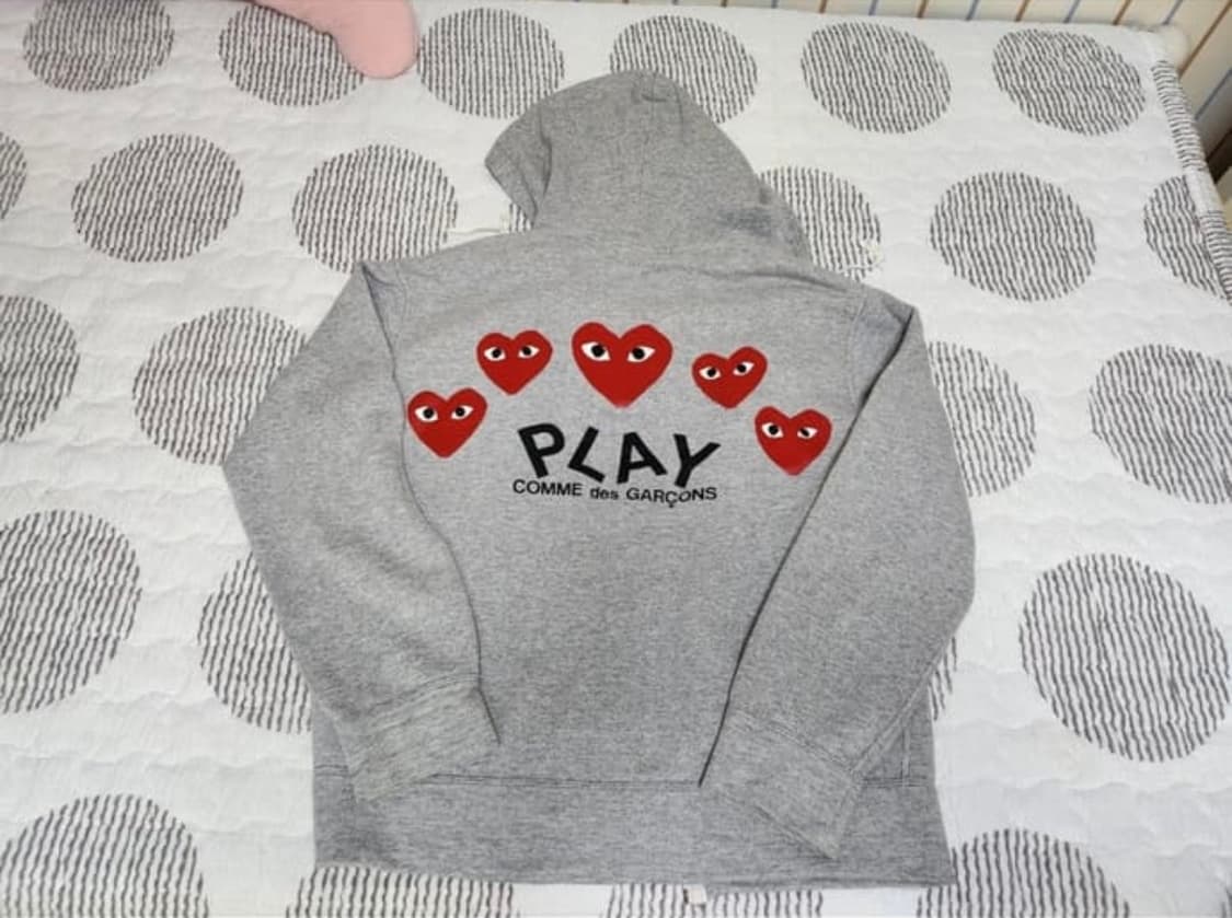 꼼데가르송 플레이 5 하트 후드 집업 그레이 새상품 급 상품이미지4