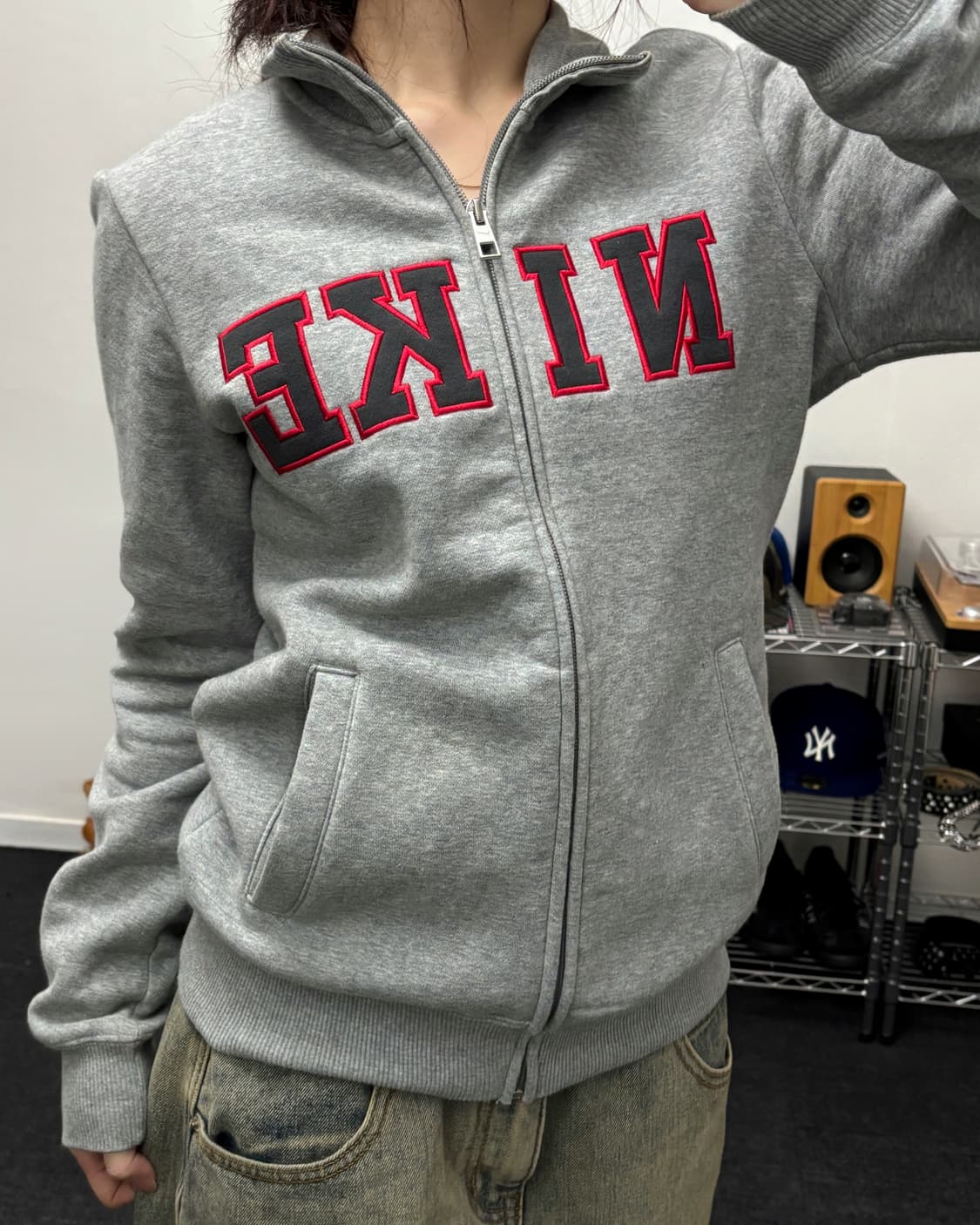 나이키 00s 스펠로고 스웻 트랙탑 상품이미지1