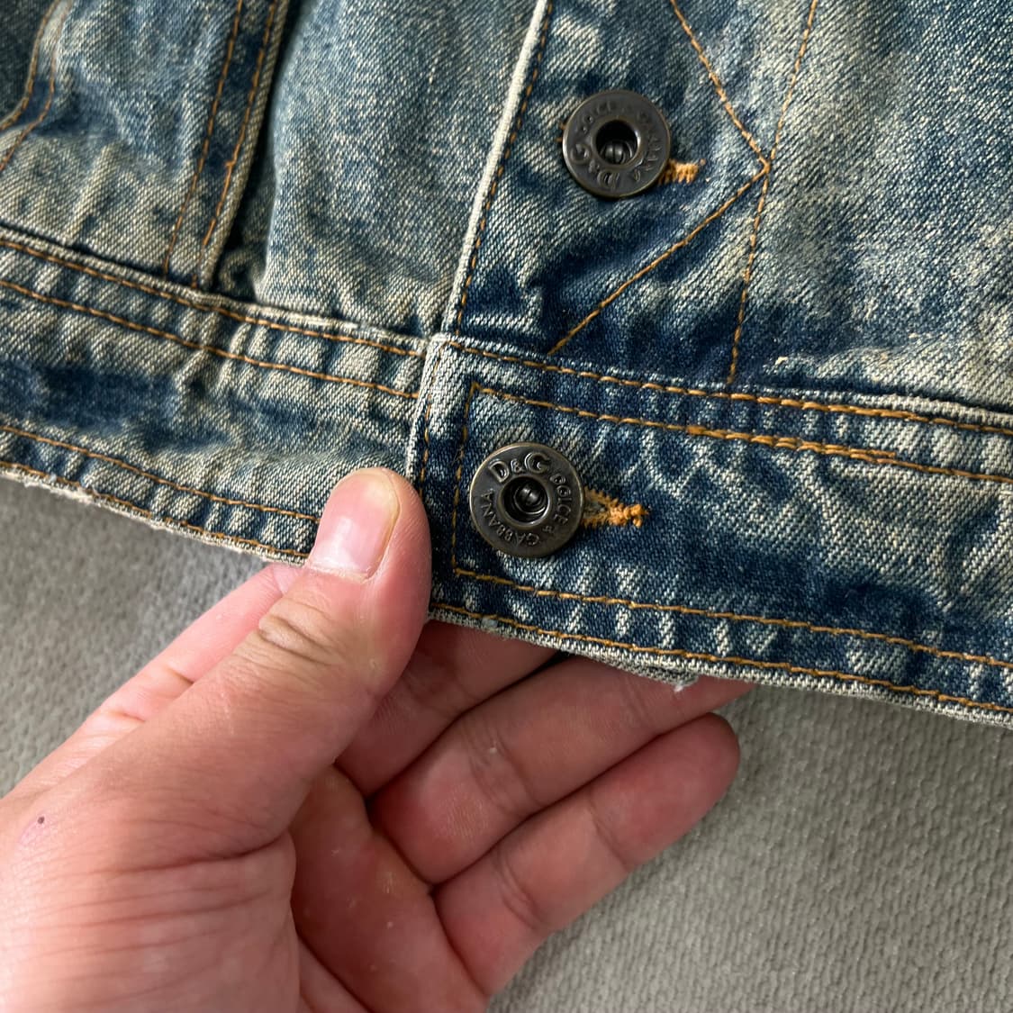 W 90 돌체앤가바나 90s 데님 누빔 트러커 자켓  상품이미지5