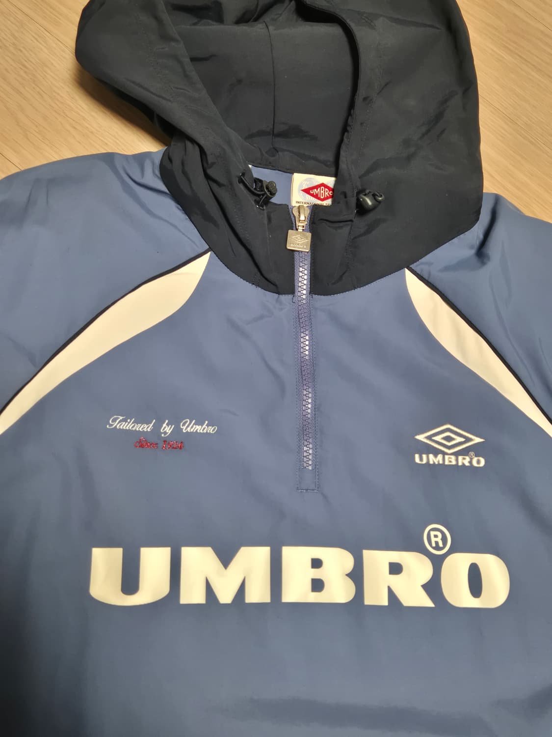 엄브로 후드반집업 상품이미지2