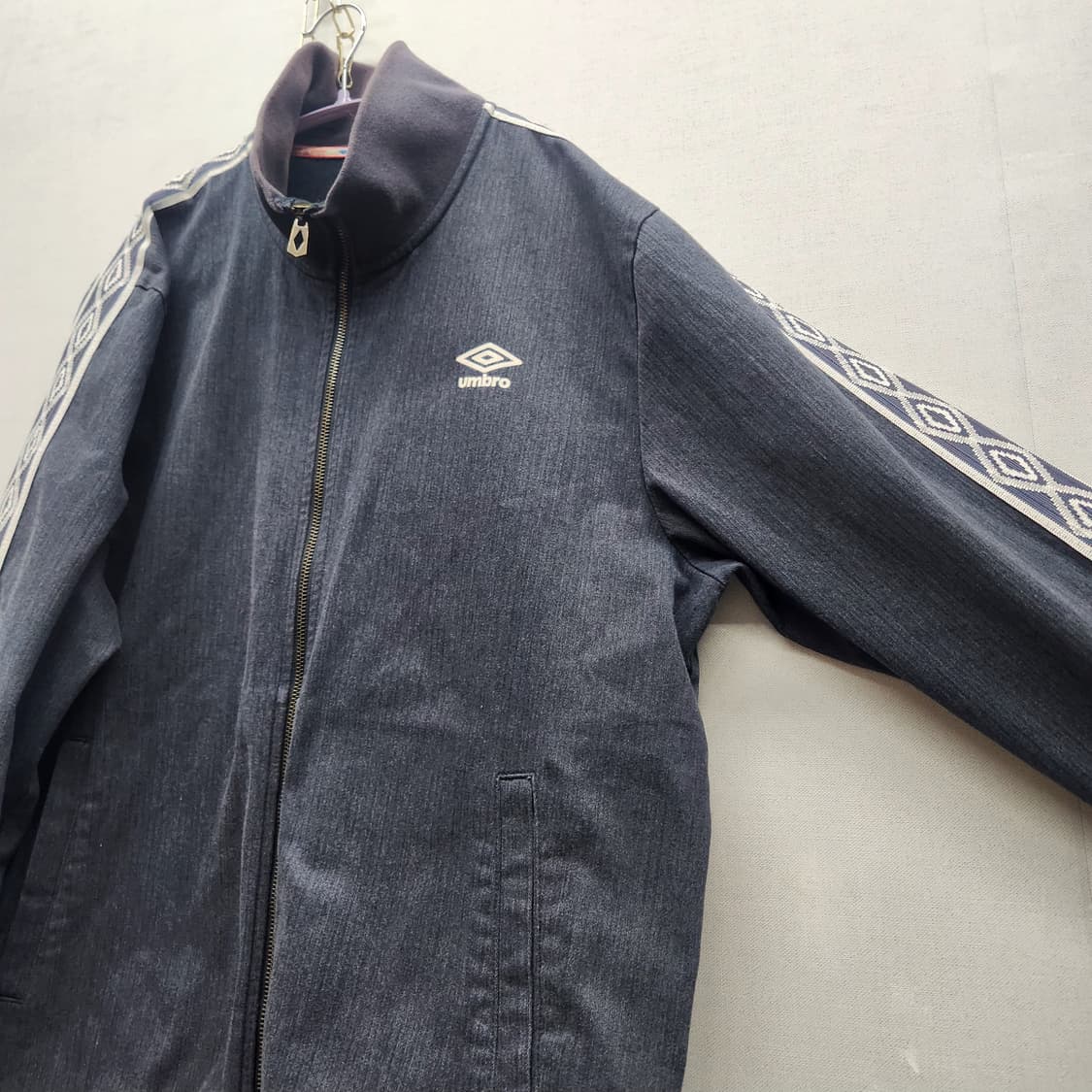 엄브로 사이드라인 로고 트랙 자켓 110(XL) 상품이미지3