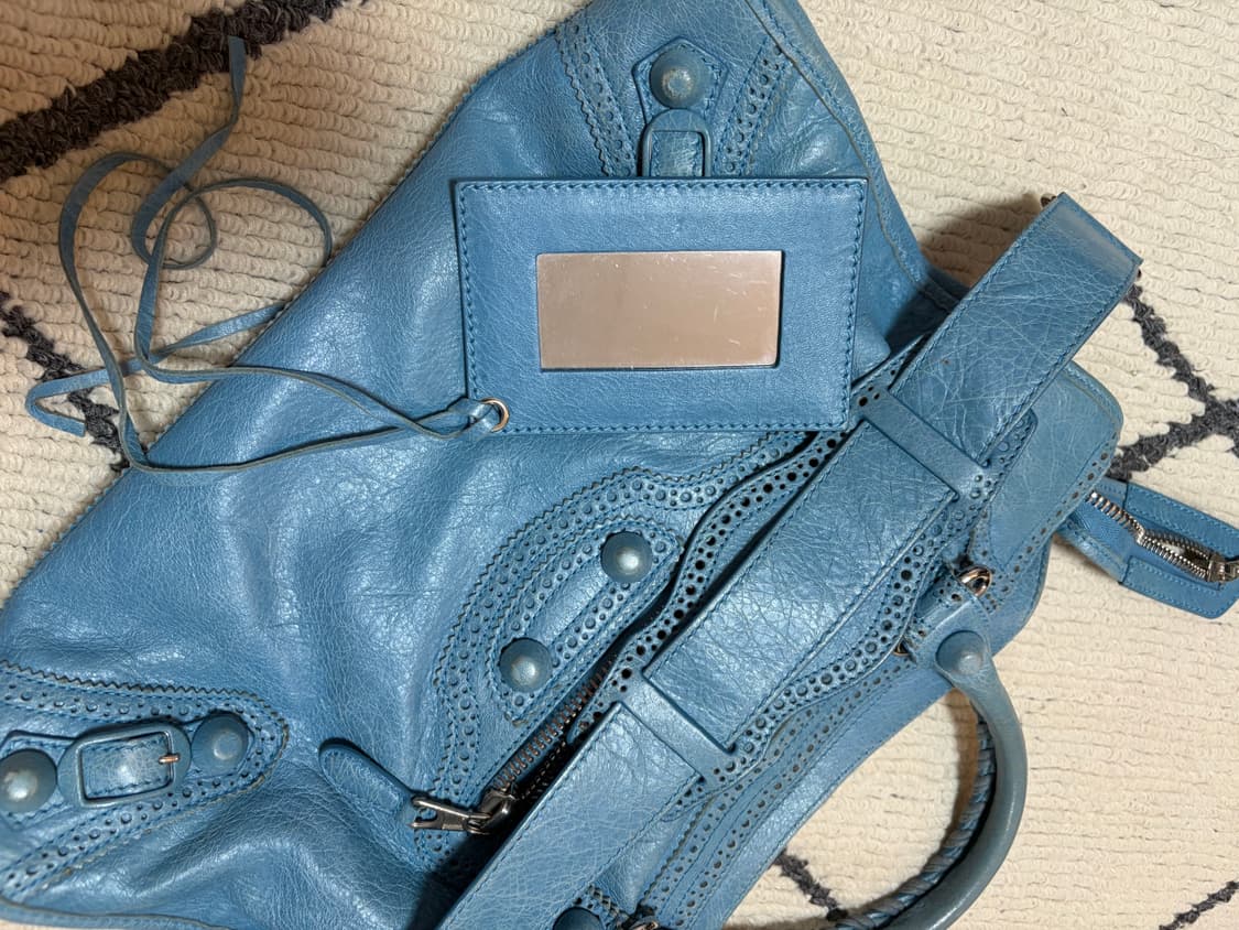 발렌시아가 모터백 상품이미지4