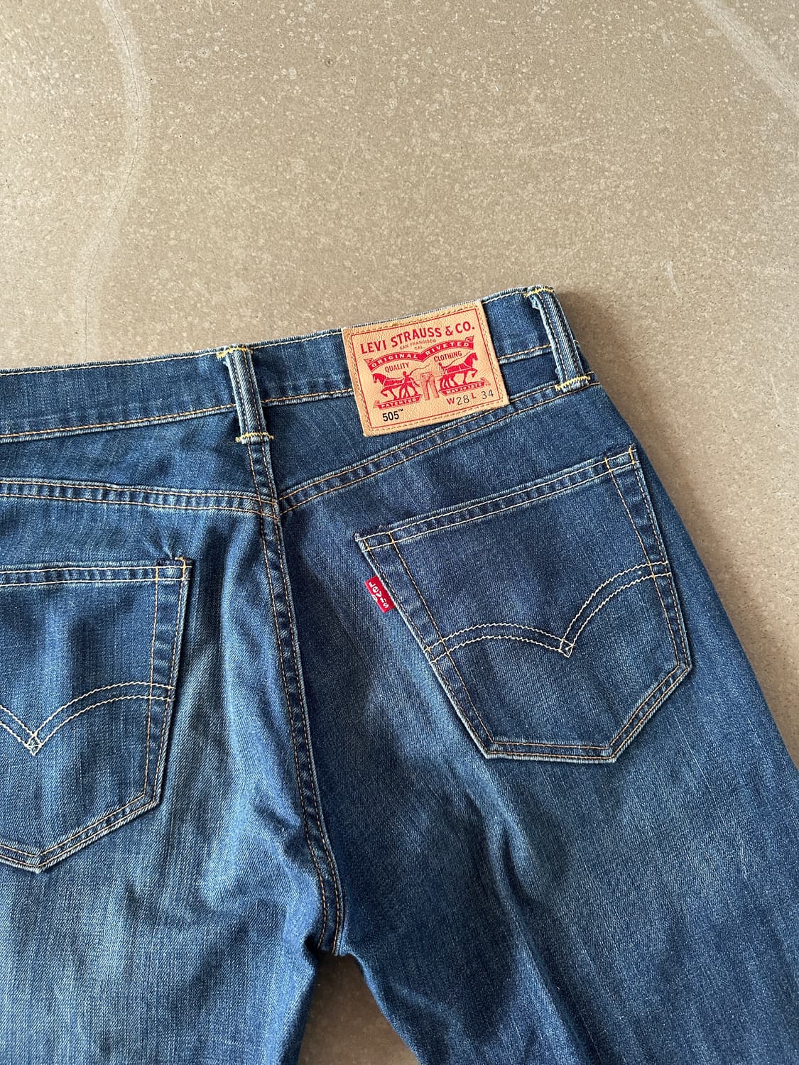 Levis 505 레귤러핏 미디엄 인디고 데님팬츠  상품이미지2