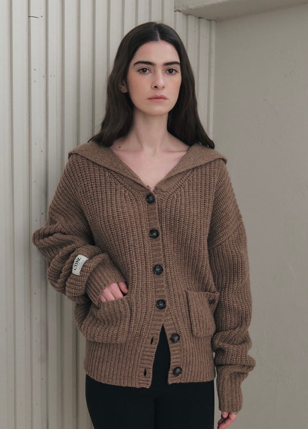 시티브리즈 투포켓 세일러 가디건 브라운 새상품 상품이미지2