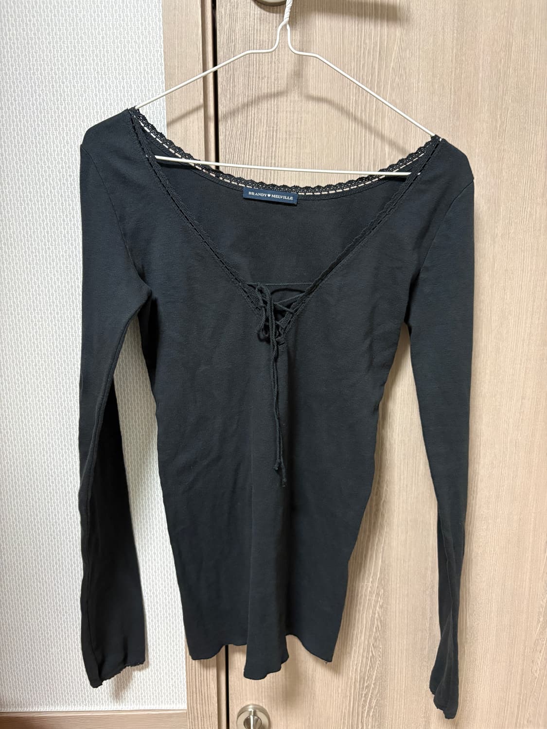 브랜디멜빌 아일렛 블랙 탑 상품이미지2