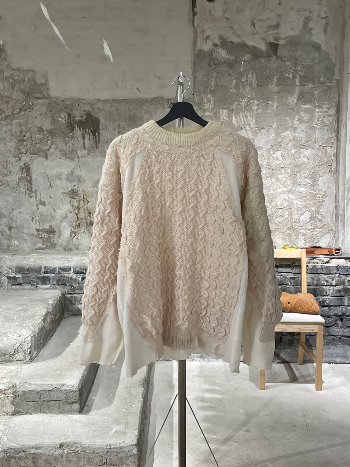 네펜데스 니들스 아이보리 리메이크 케이블 스웨터 상품이미지1