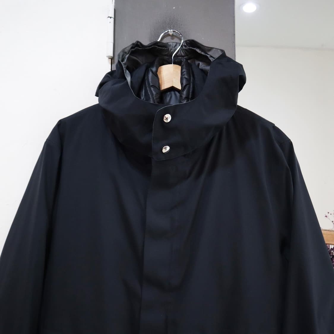 에르메스 블랙 폴리쉘 자켓 상품이미지3