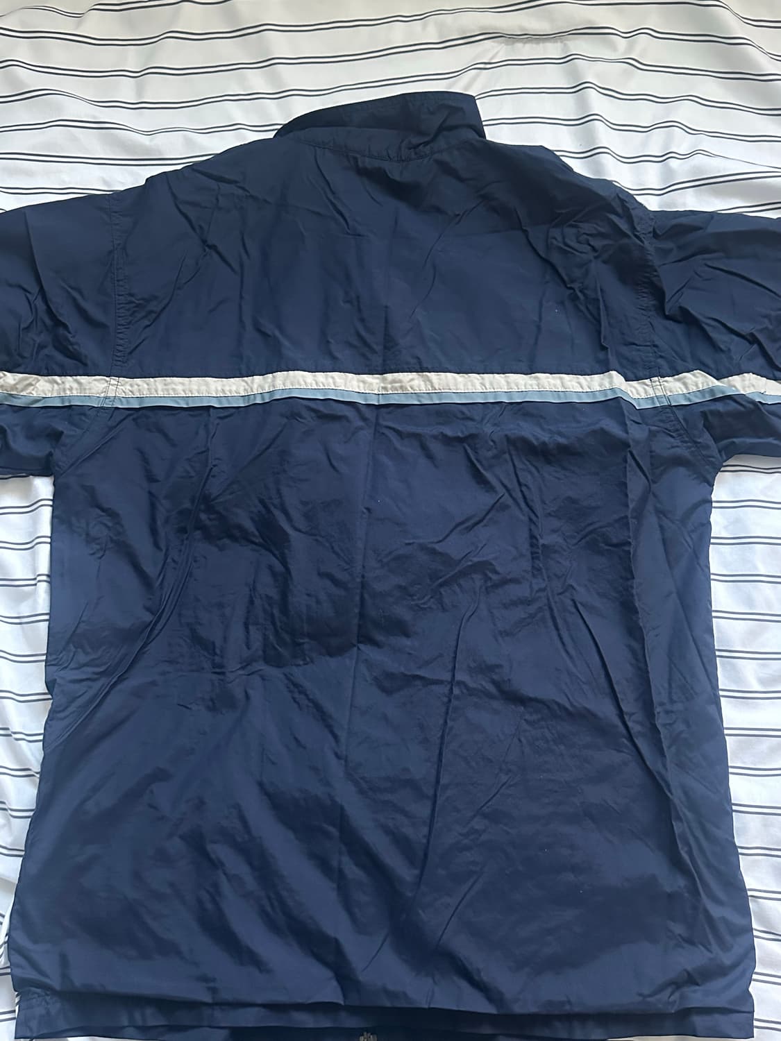 Nike 바람막이 M 상품이미지3