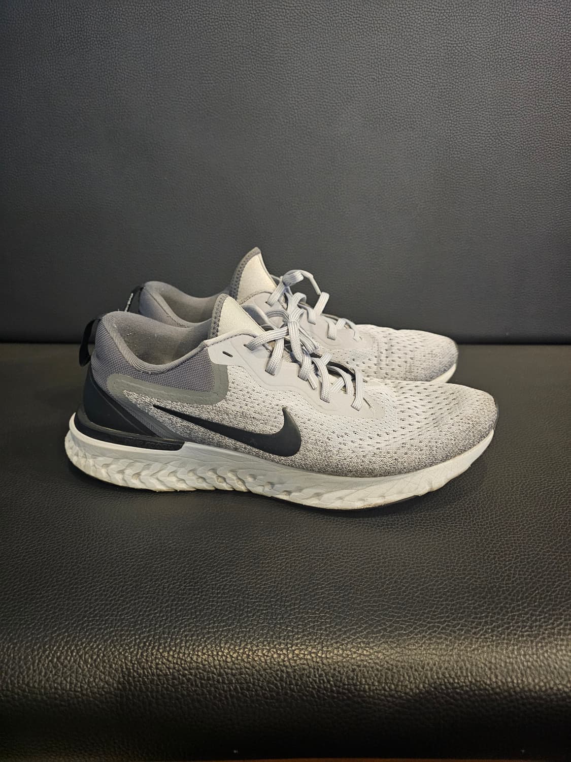 나이키 리액트 오디세이 런닝화 상품이미지1