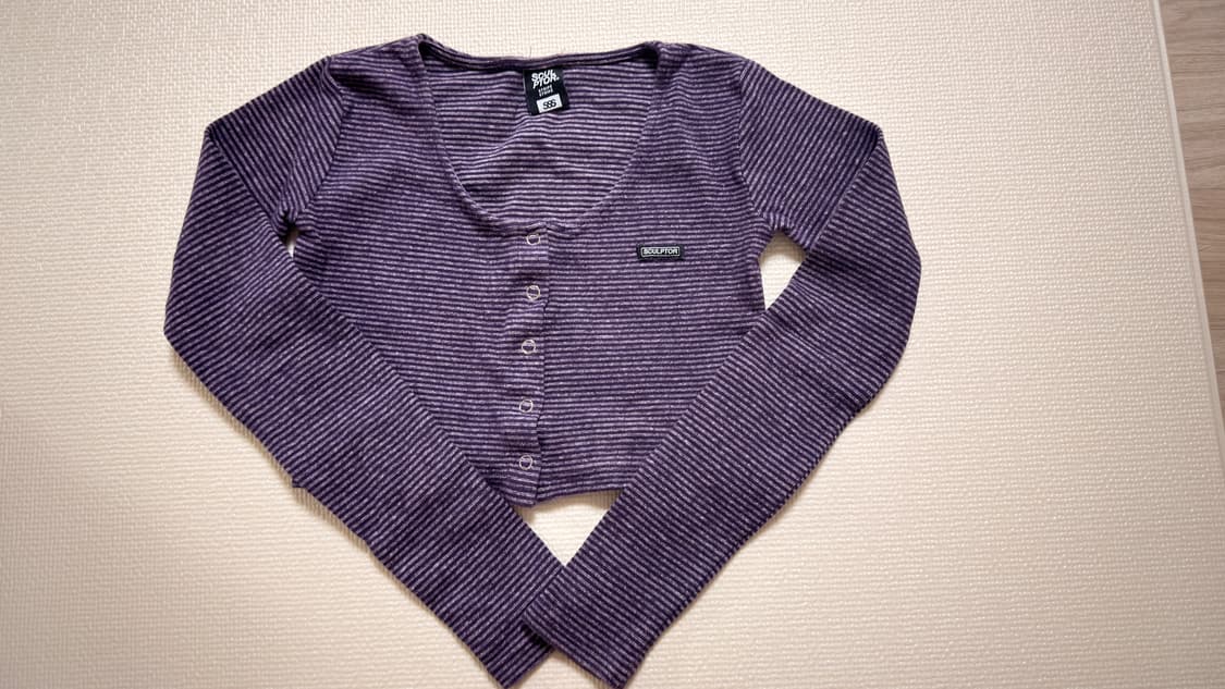 스컬프터 크롭 긴팔 상품이미지1