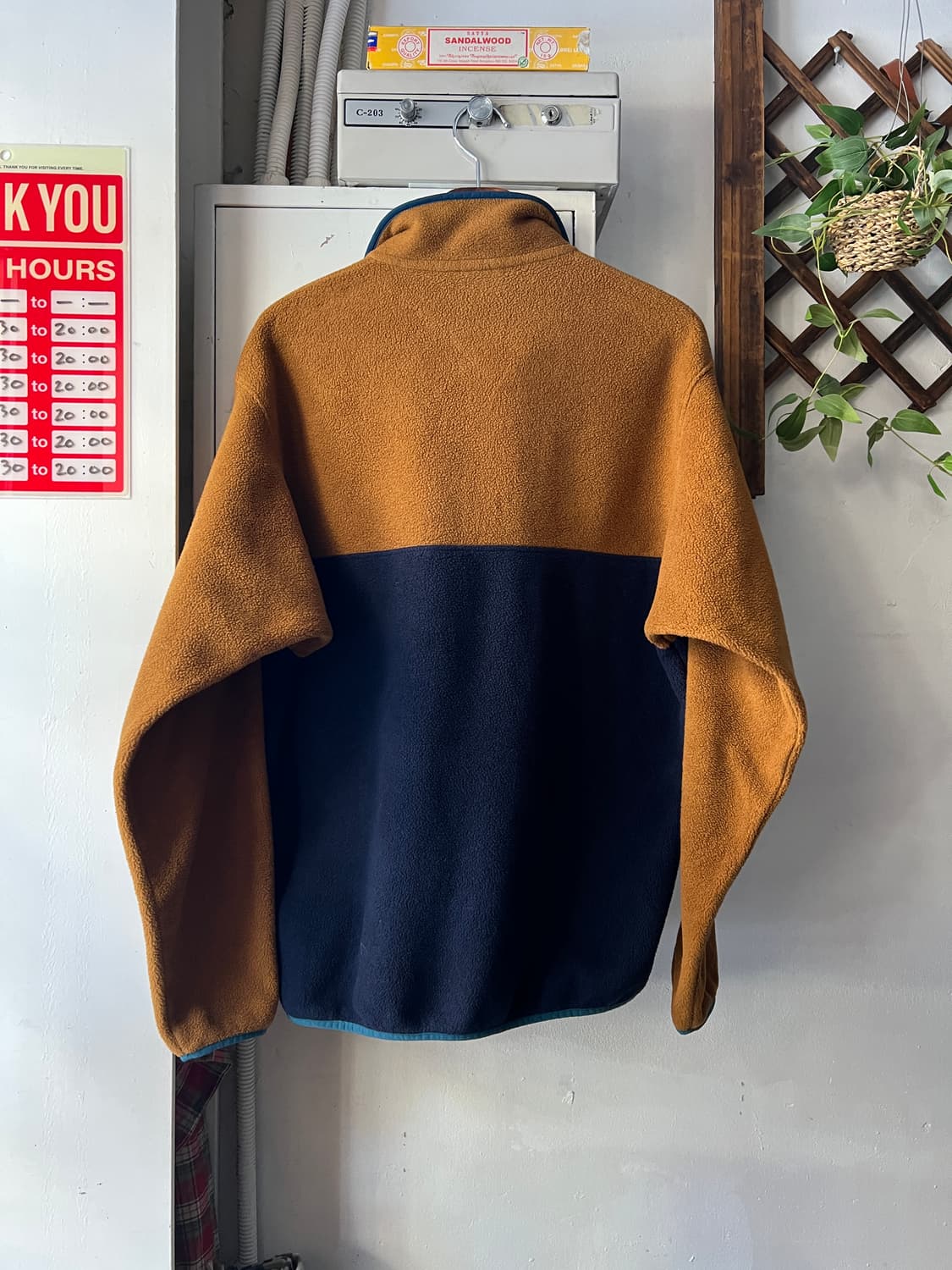 [M]파타고니아 신칠라 브라운 네이비 아노락 플리스 상품이미지6