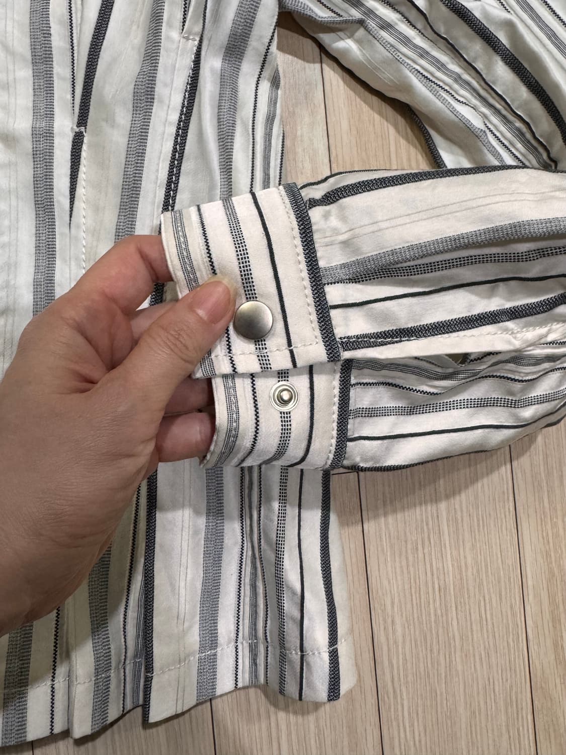 44 55 텍ㅇ 새상품 바네사브루노 정가44만 간절기 자켓 겸 셔츠 마쥬 상품이미지8