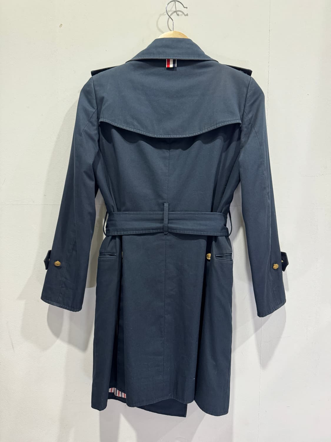 톰브라운 네이비 트렌치 코트 Size 2 정품 상품이미지2
