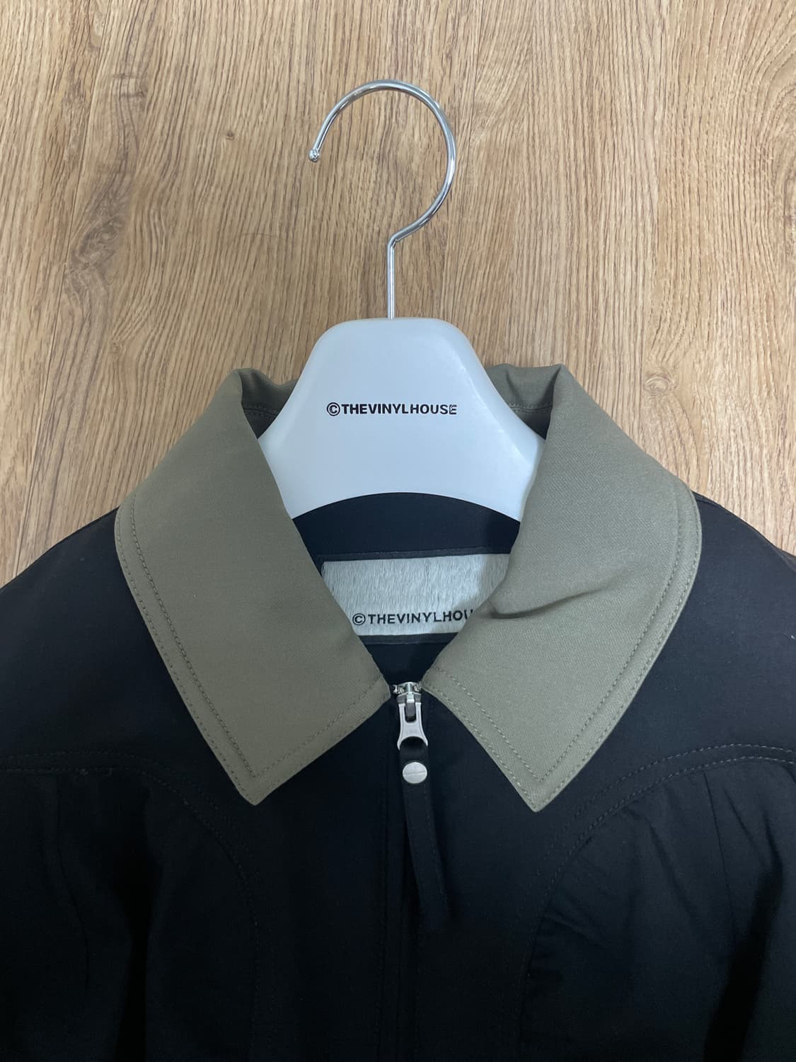 더바이닐하우스 블루종 상품이미지3